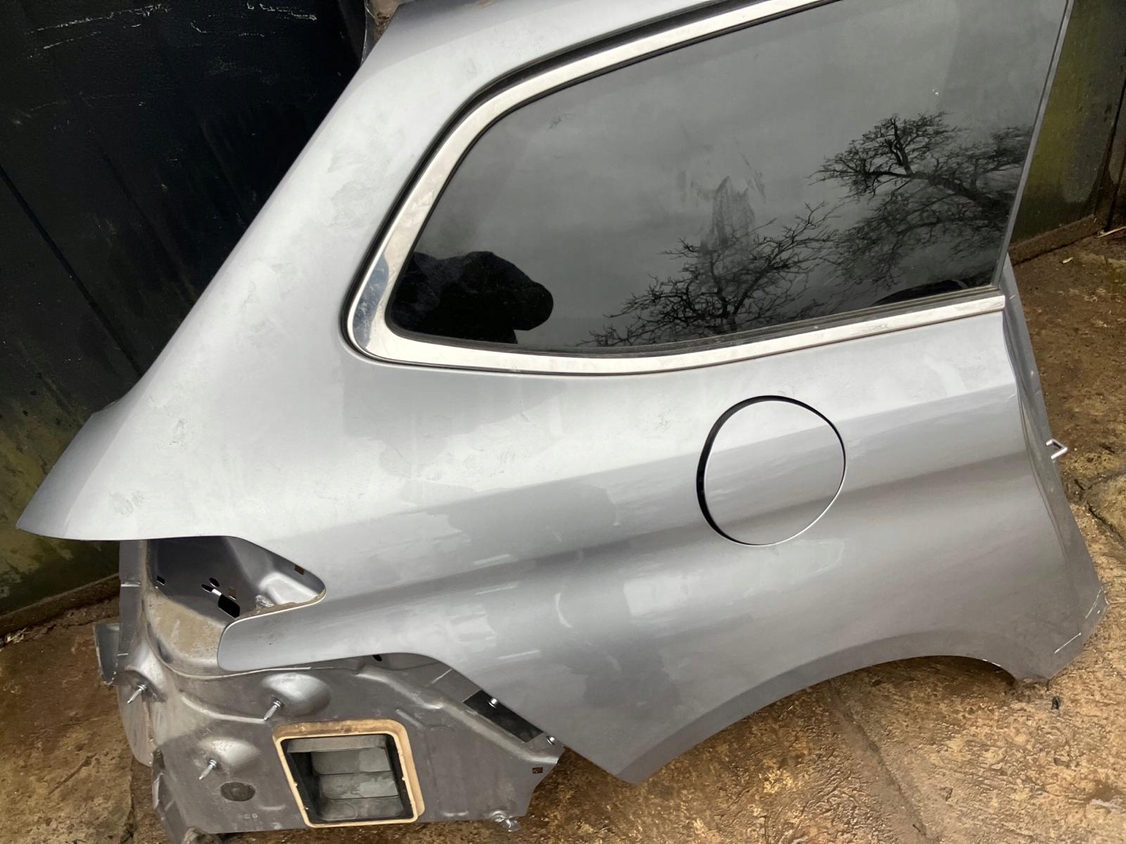 quarter right rear part PEUGEOT 308 T9 SW