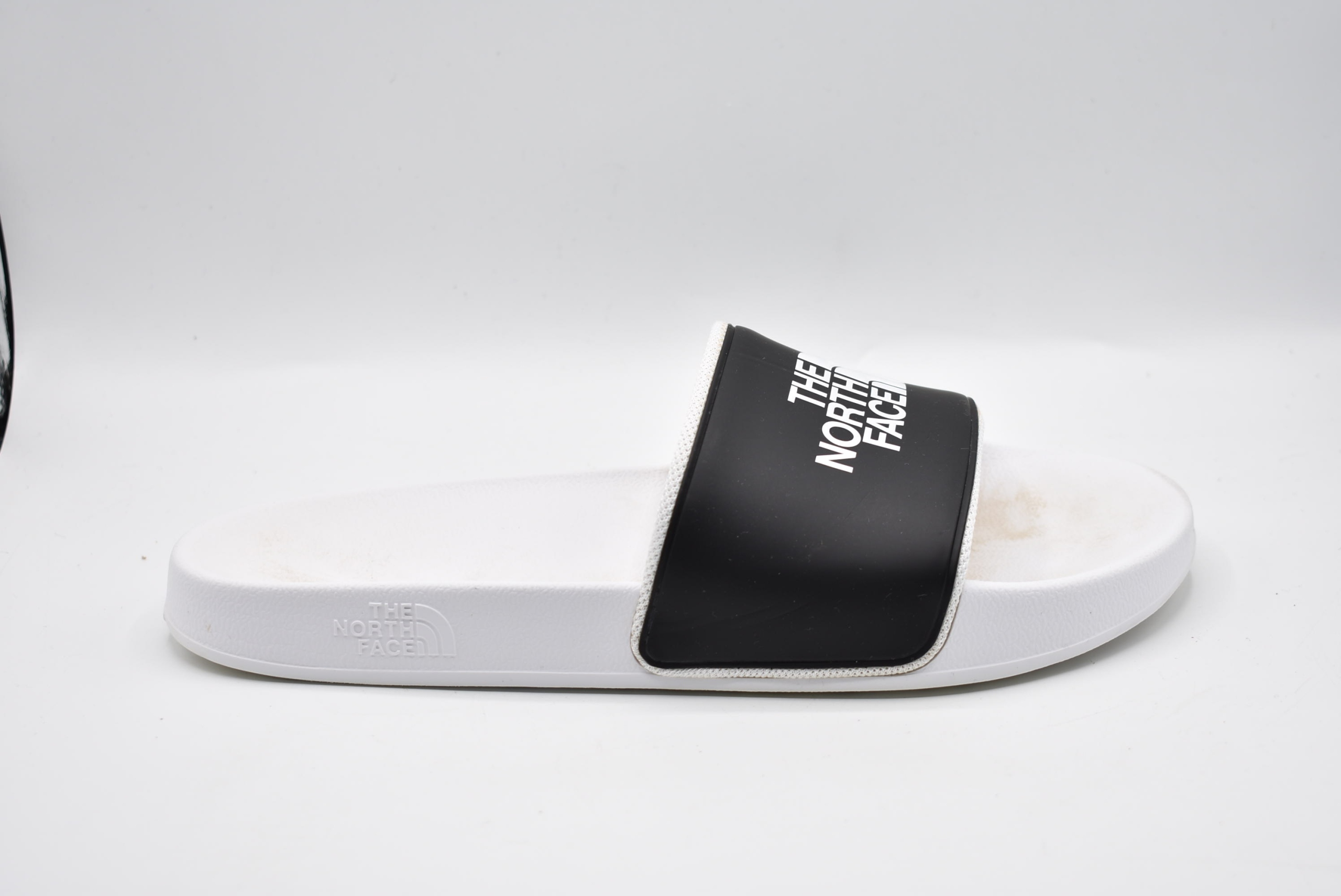 The North Face BASE CAMP SLIDE III roz. 44.5 Marka The North Face