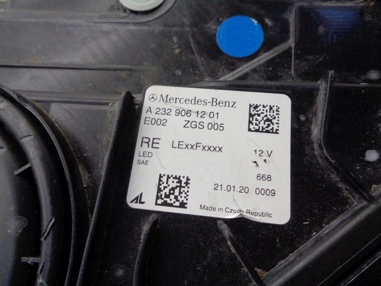 MERCEDES SL W232 232 AMG FULL LED przedni prawy Typ samochodu Samochody osobowe