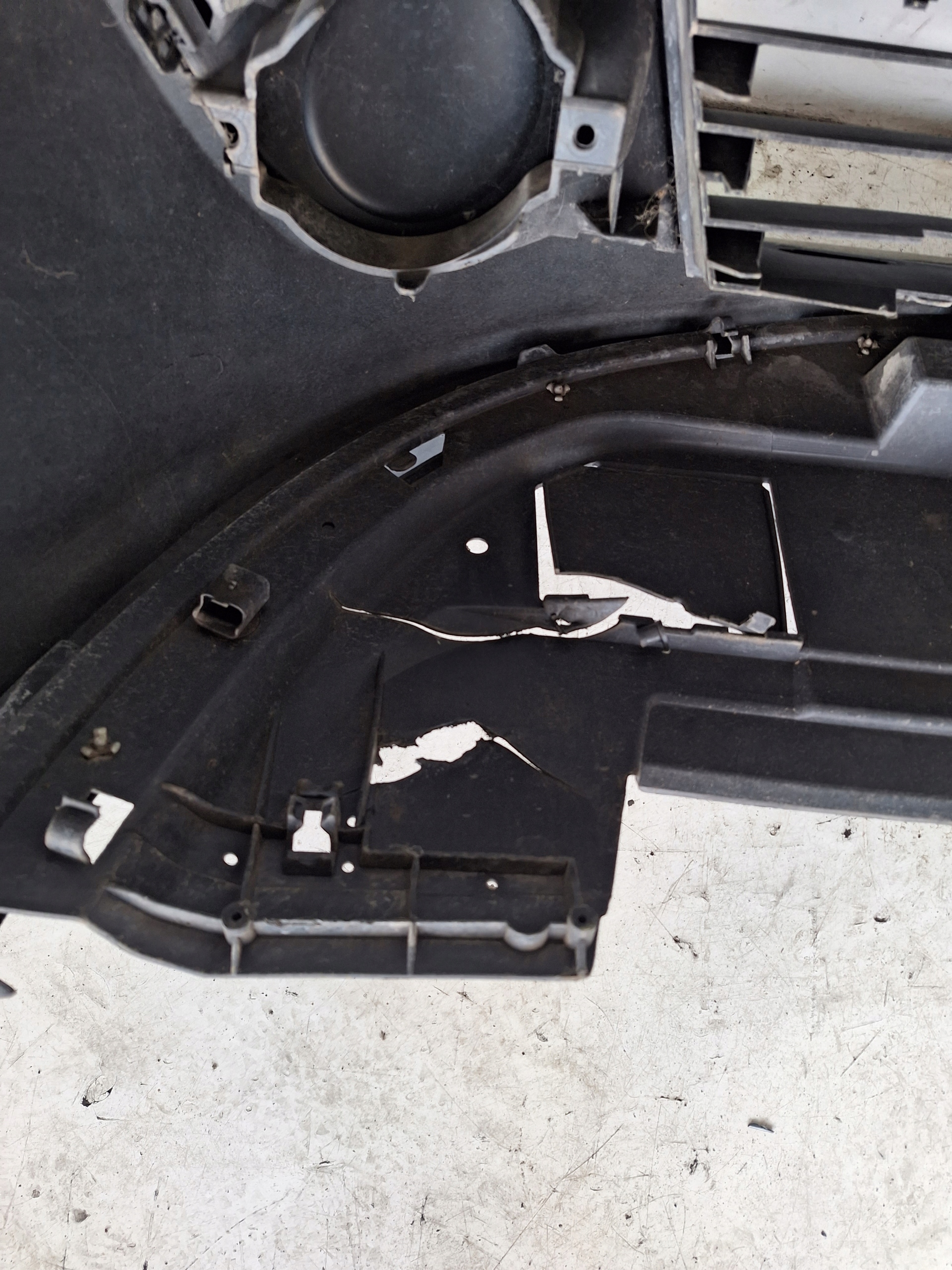 RENAULT CLIO III 05-09 bumper 185