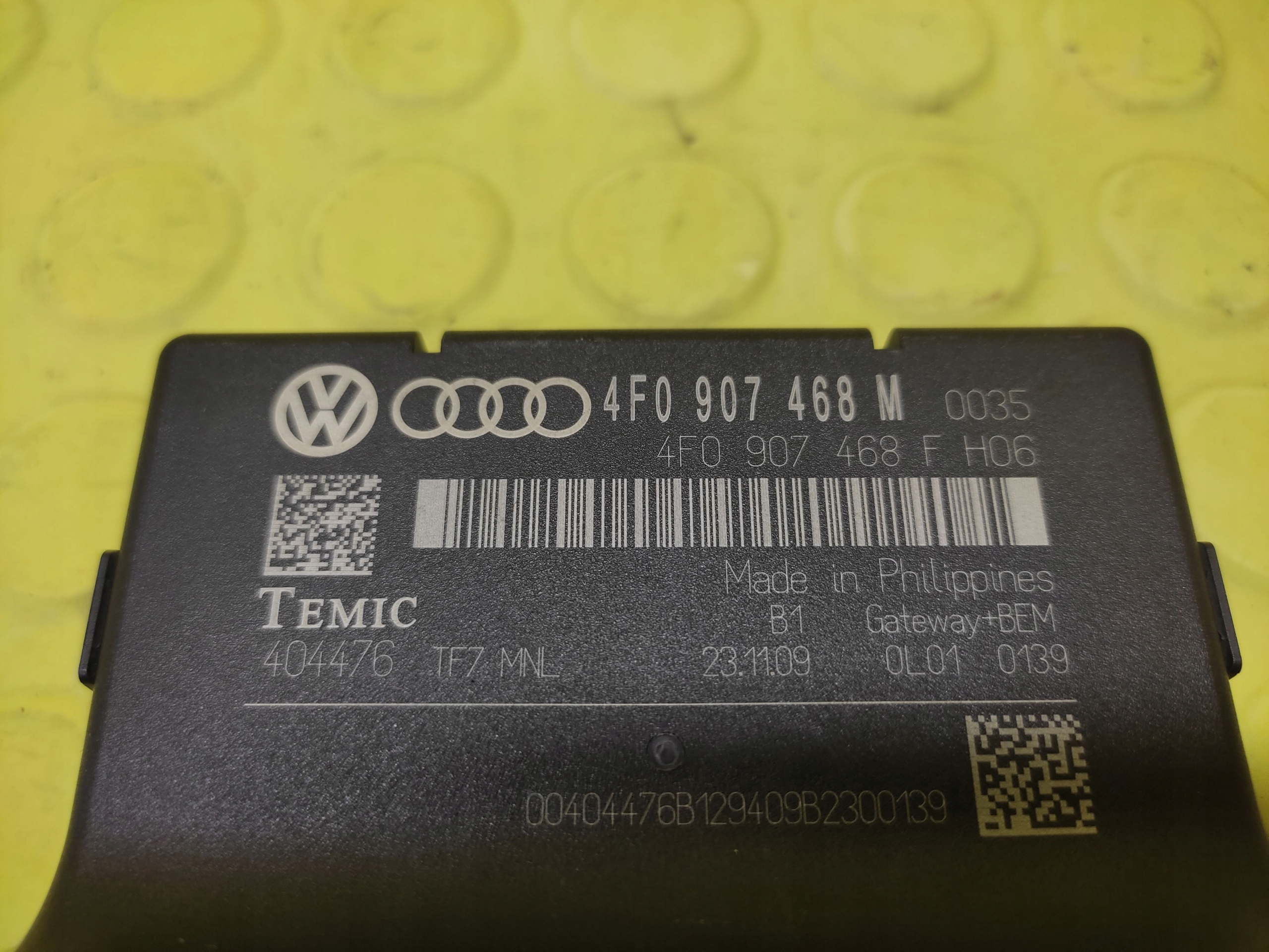 AUDI A6 C6 control unit module 4F0907468M