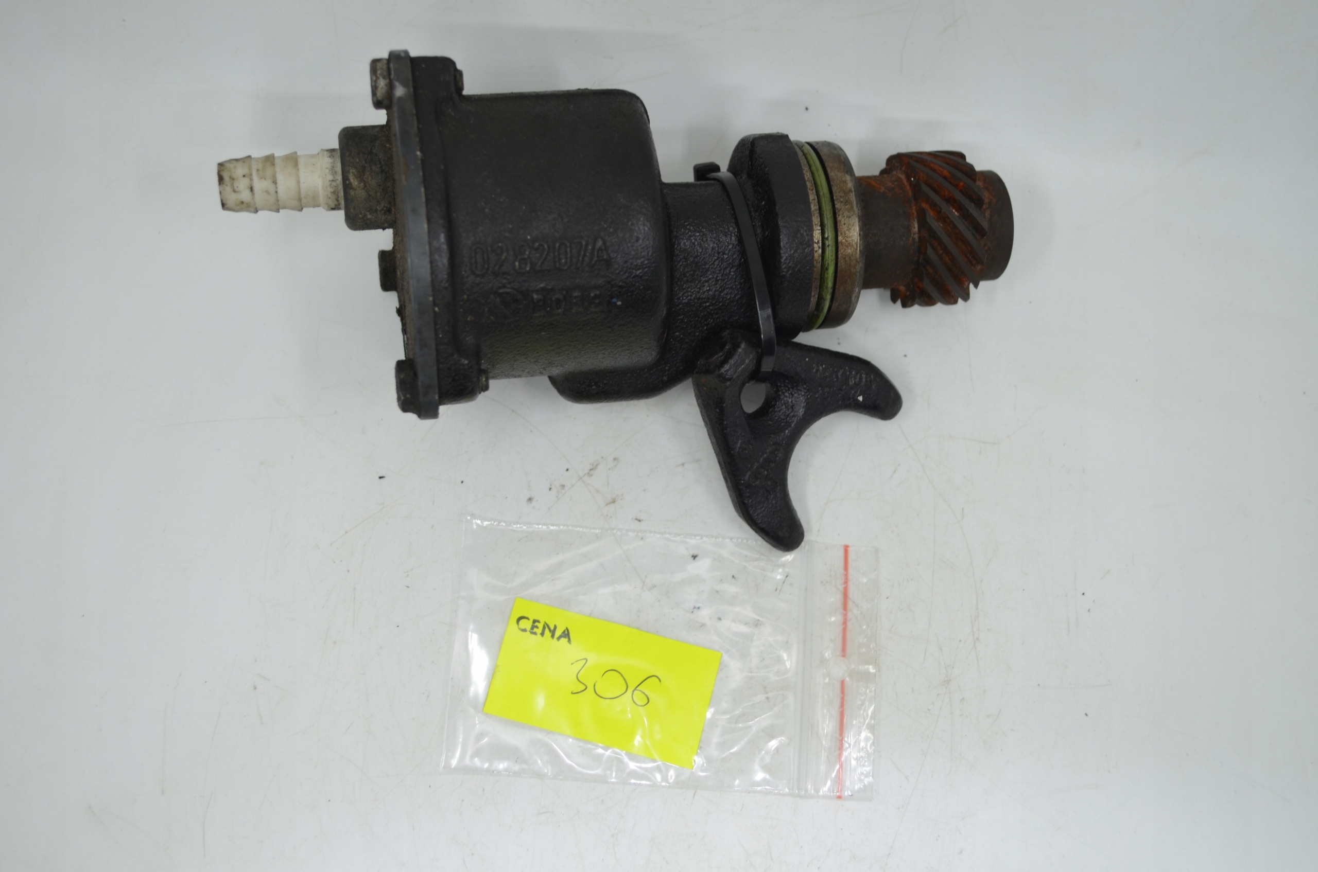 Audi A4 S4 B5 8D 1997 насос давления / вакум