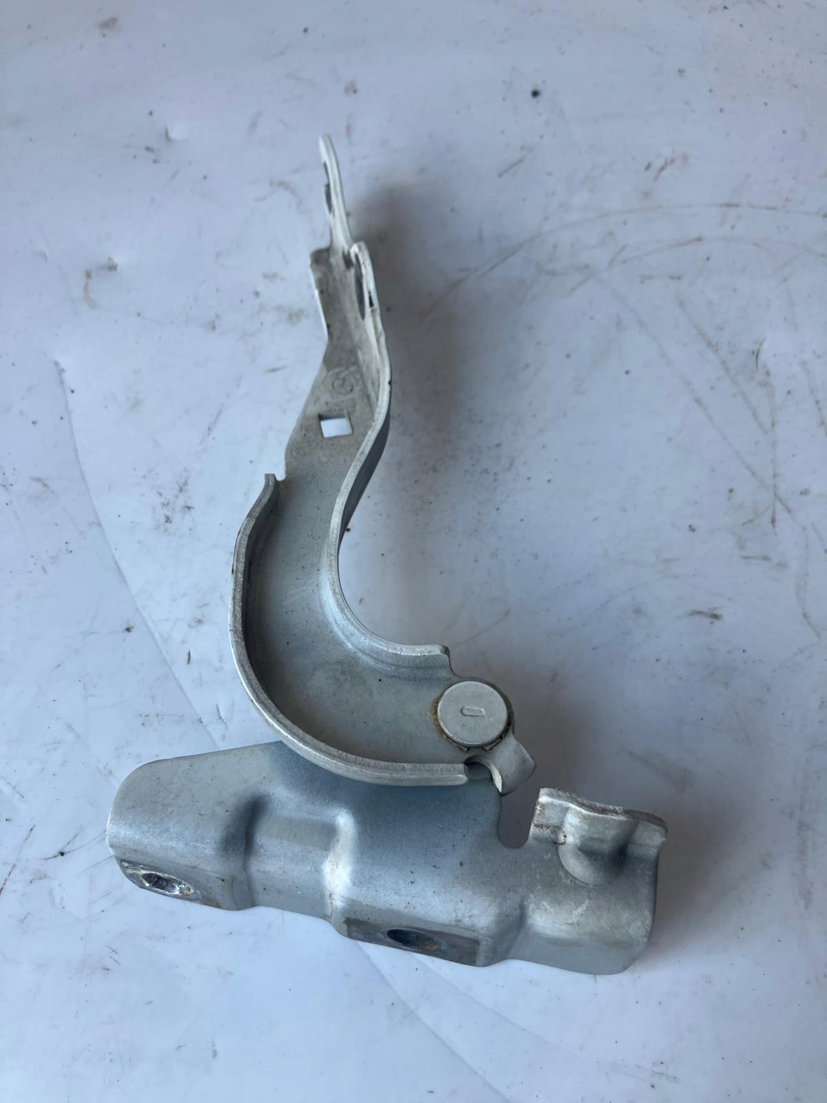 Charnière du capot Droite MAZDA CX5 34K