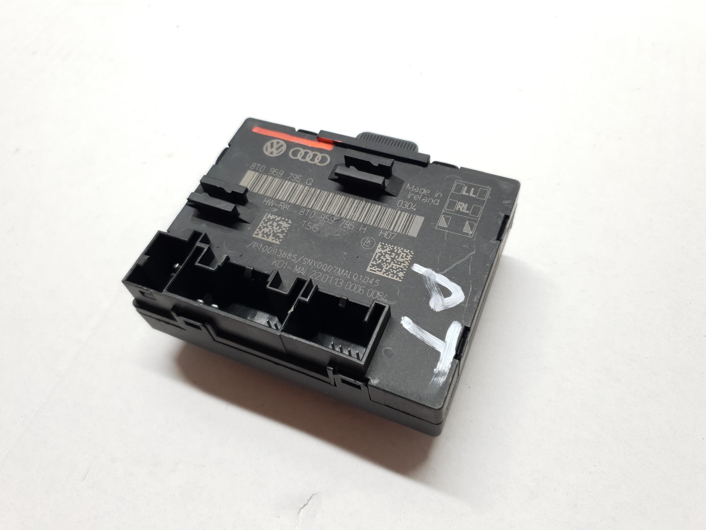 MODUŁ DRZWI PRAWY TYŁ AUDI A5 8T A4 B8 Stan opakowania zastępcze