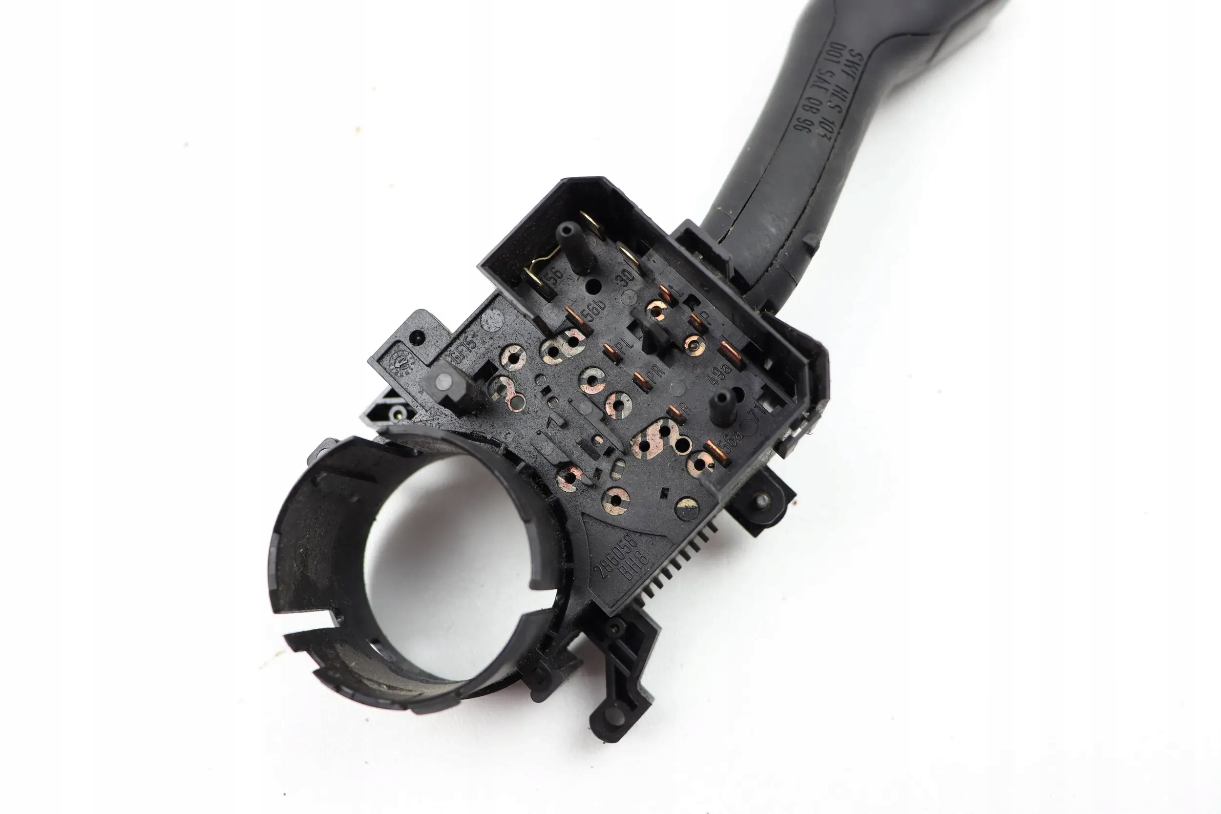 VW PASSAT B5 GOLF IV BORA Bouton Indicateurs de direction MANETKA 8L0953513G