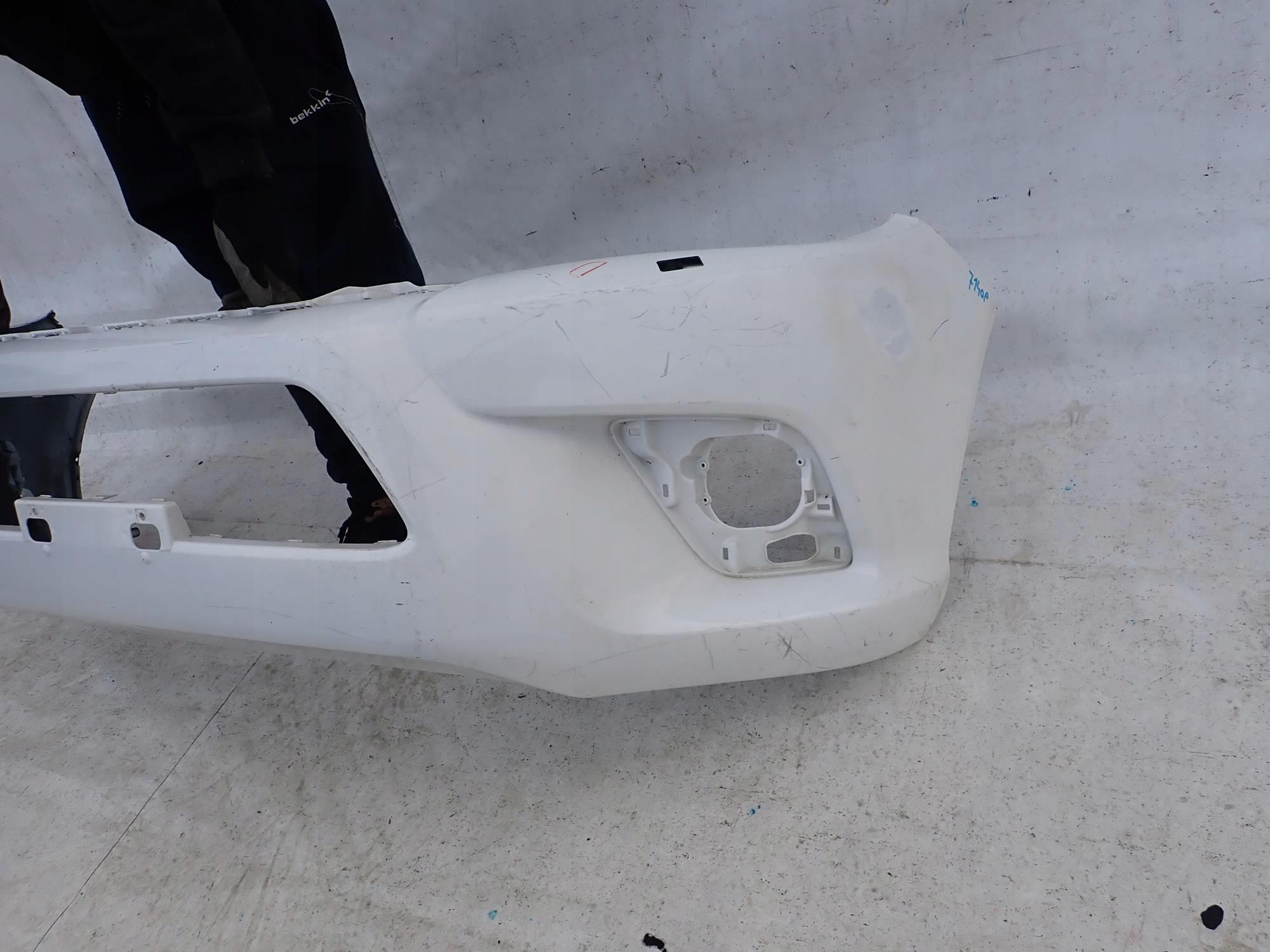 TOYOTA HILUX VIII 8 15-20 bumper front front washer