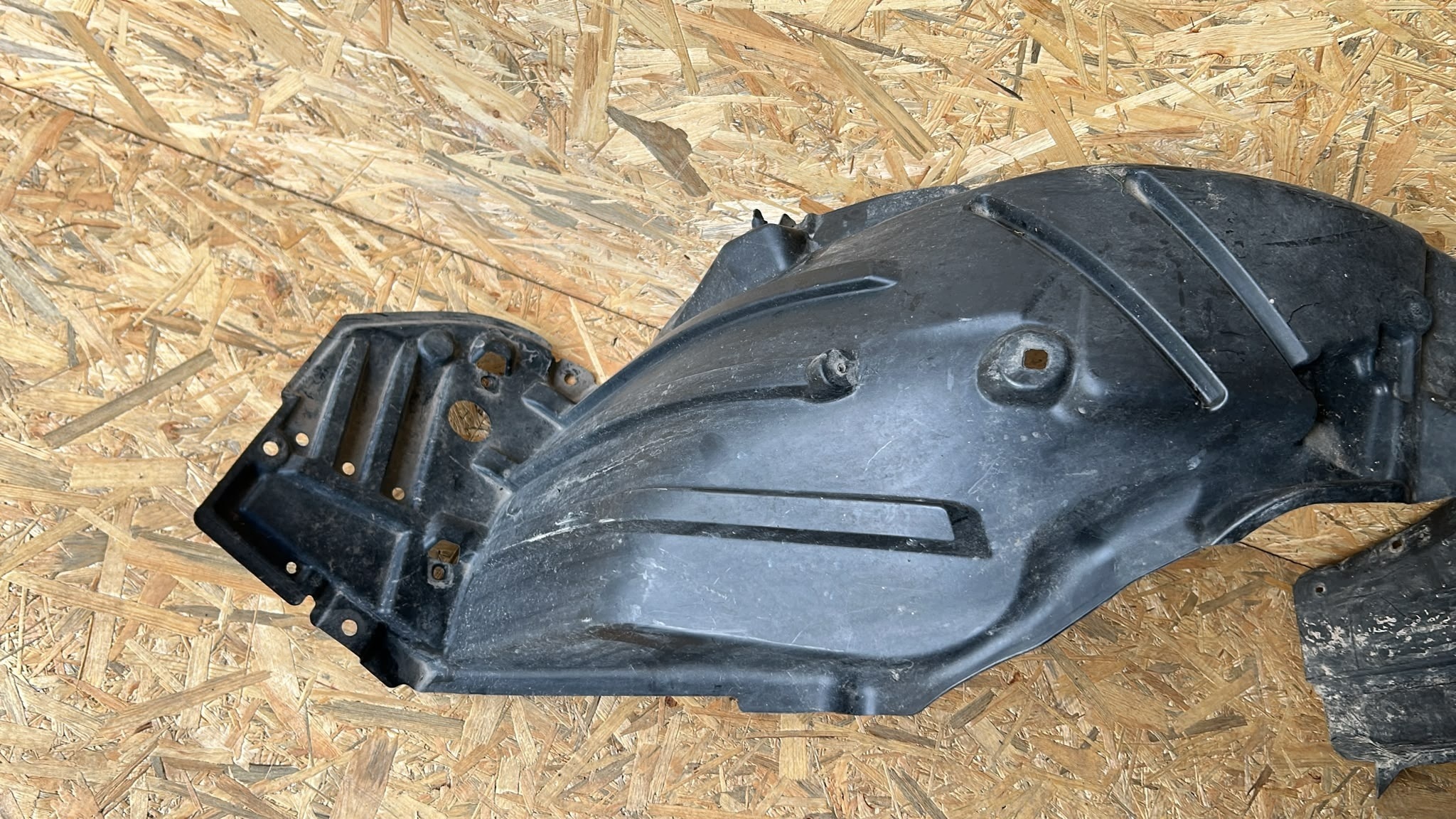 mudguard right right front front TOYOTA YARIS IV 20