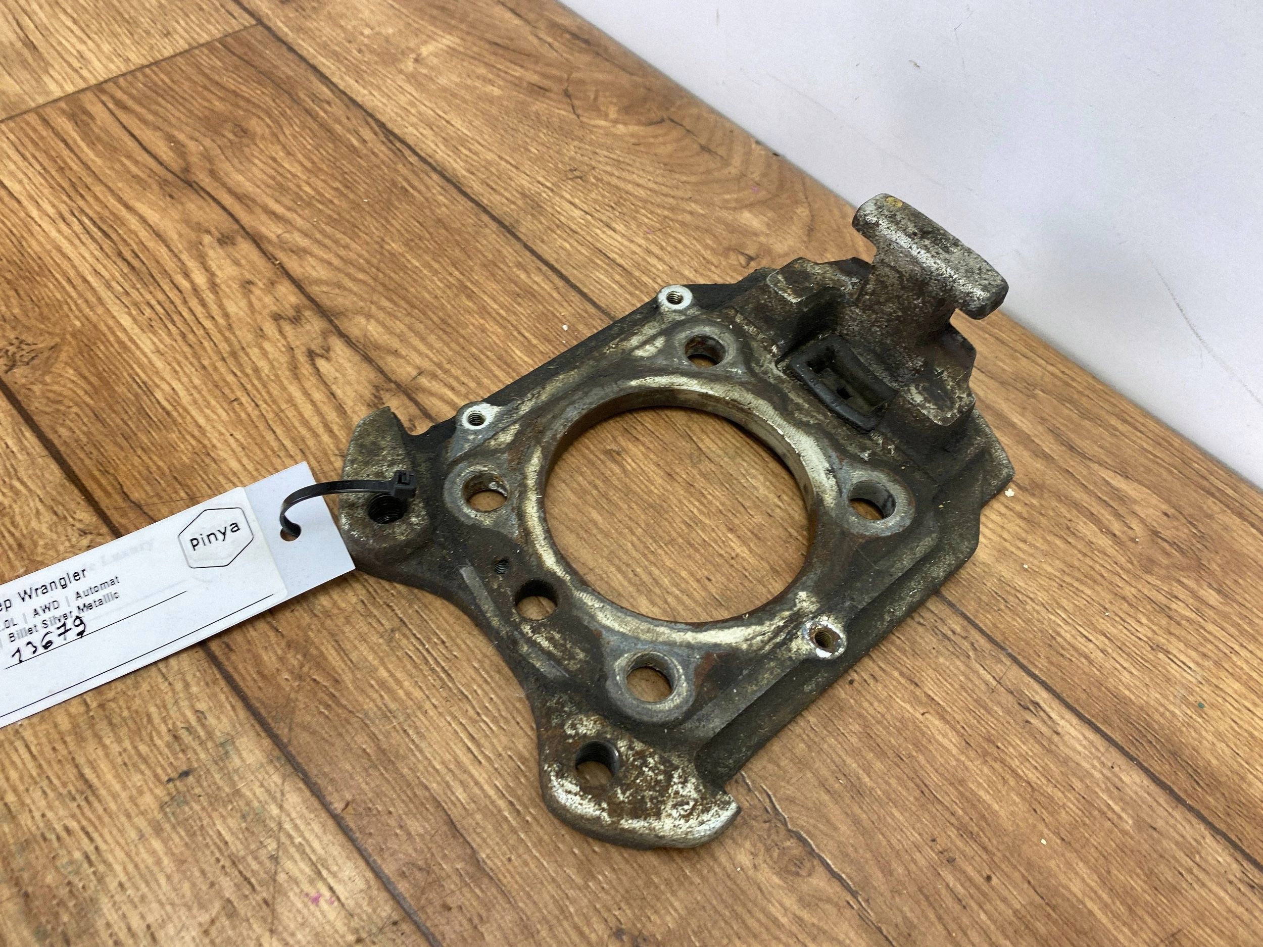 swing rear holder bebna left Jeep Wrangler JL 2018+ 2.0T 4xe