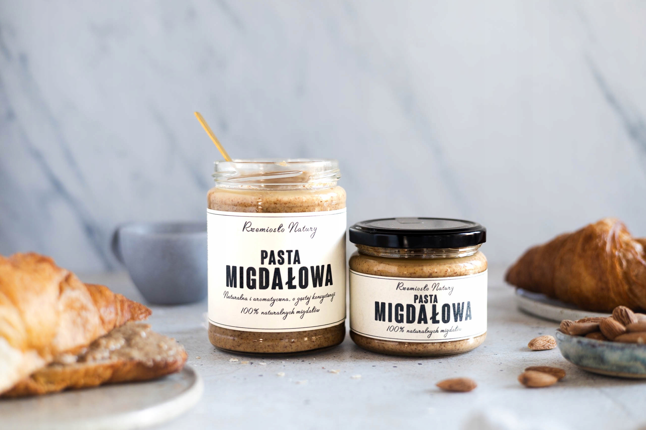 PASTA MIGDAŁOWA 100% Z MIGDAŁÓW 500g - Rzemiosło Natury Waga 500 g