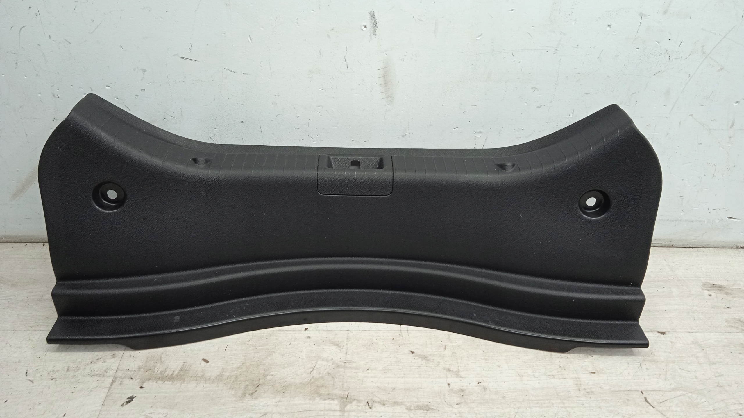 MERCEDES CLA W117 13-17 OSŁONA PASA TYŁ SEDAN