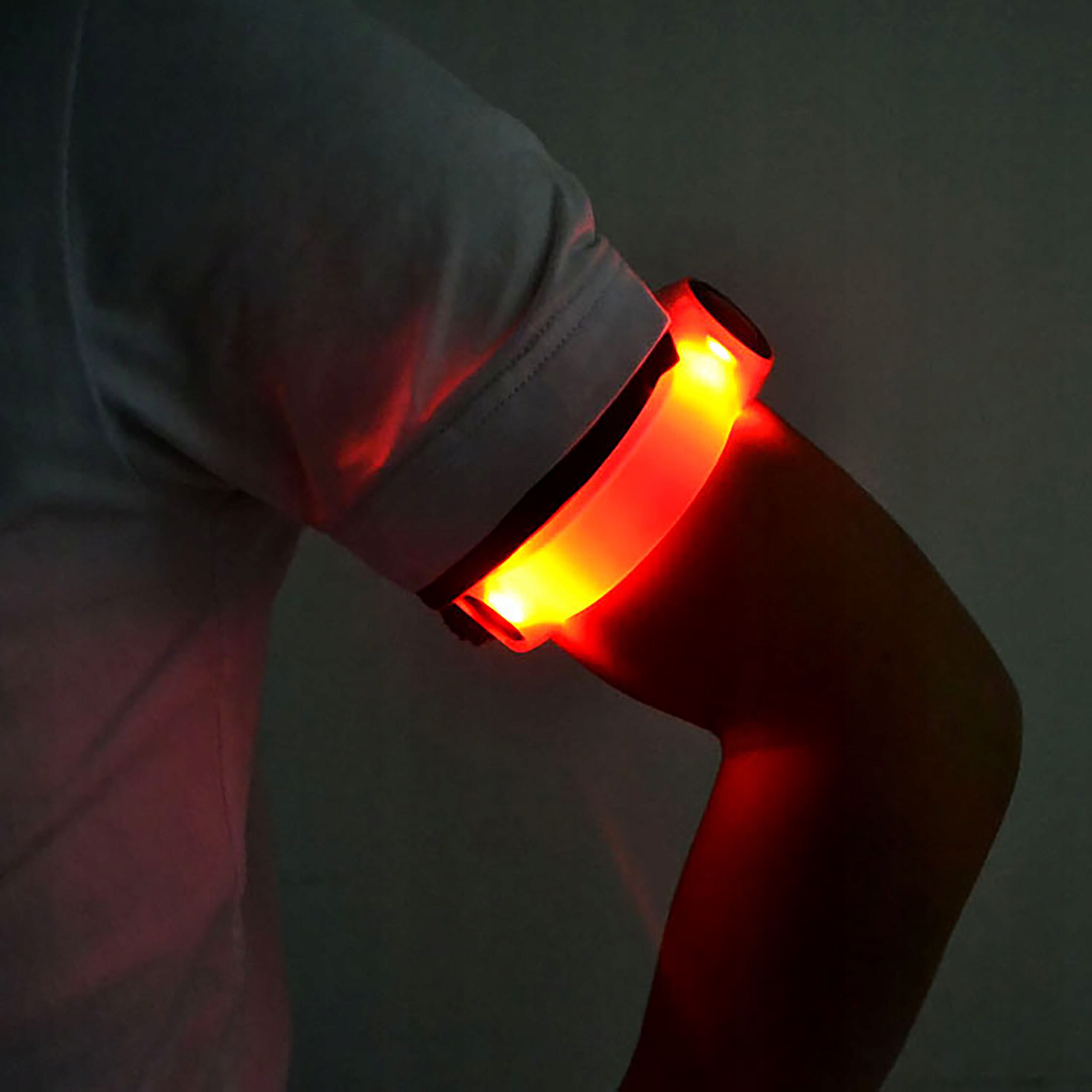 OPASKA LED LAMPKA ŚWIECĄCA NA RAMIĘ ROWER 2 sztuki Rodzaj opaska