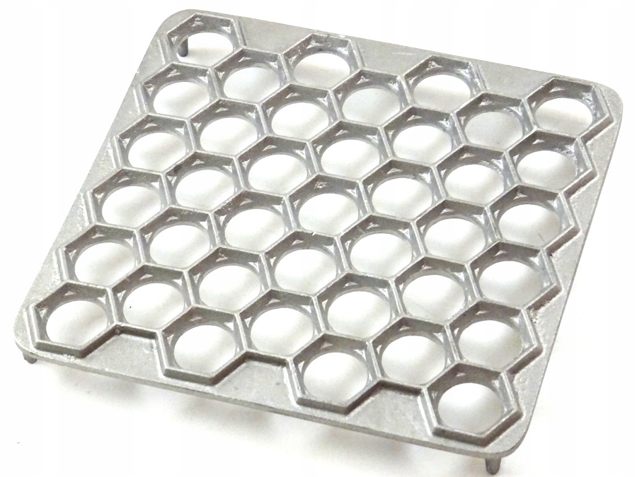 

Forma do pierogów uszek pierożnica okrągła 2880