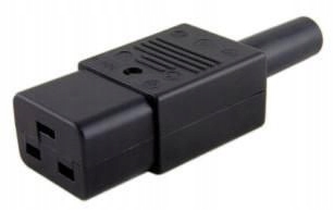 MicroConnect Adapter zasilania IEC z wtyczką C19