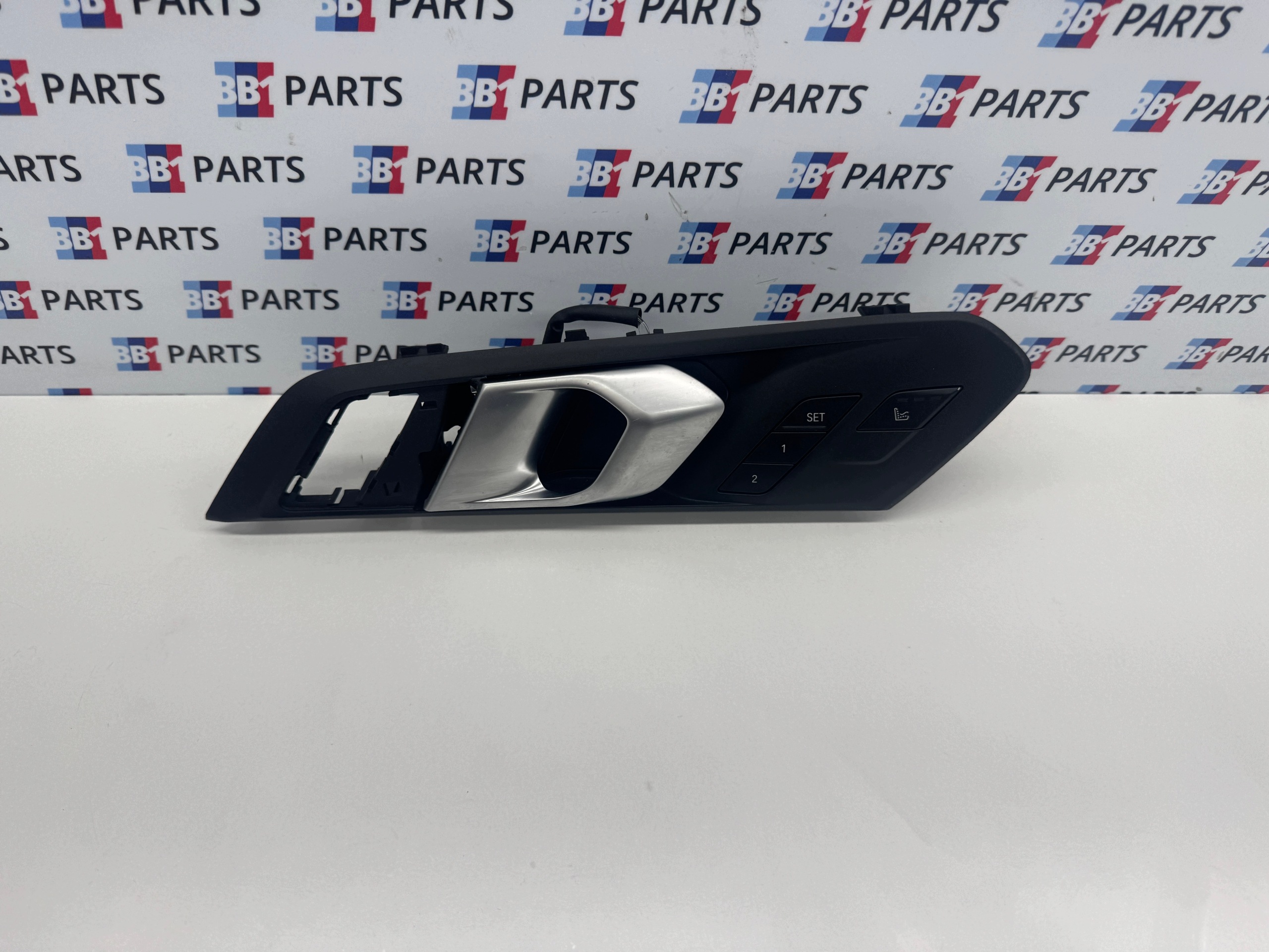 BMW G05 G06 G07 X5 X6 handle door left front control panel UK 9436040