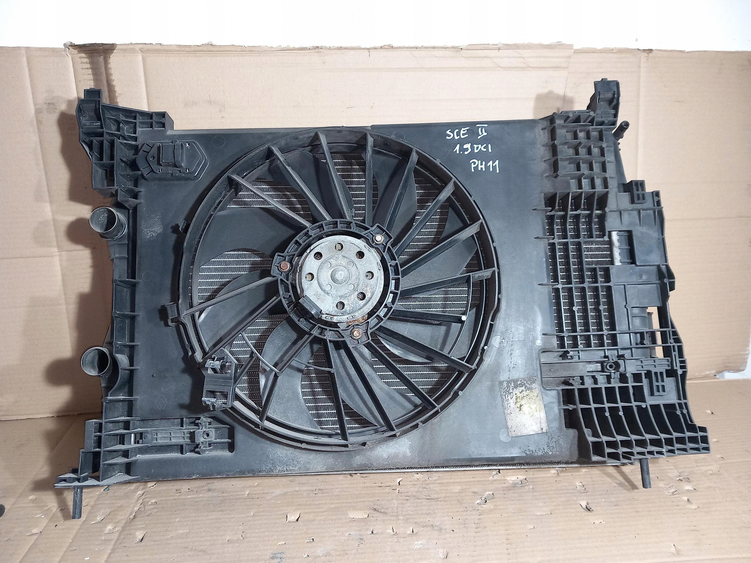 KOMPLET chladiče ventilátor RENAULT SCENIC II 1.9 DCI 8200325007C