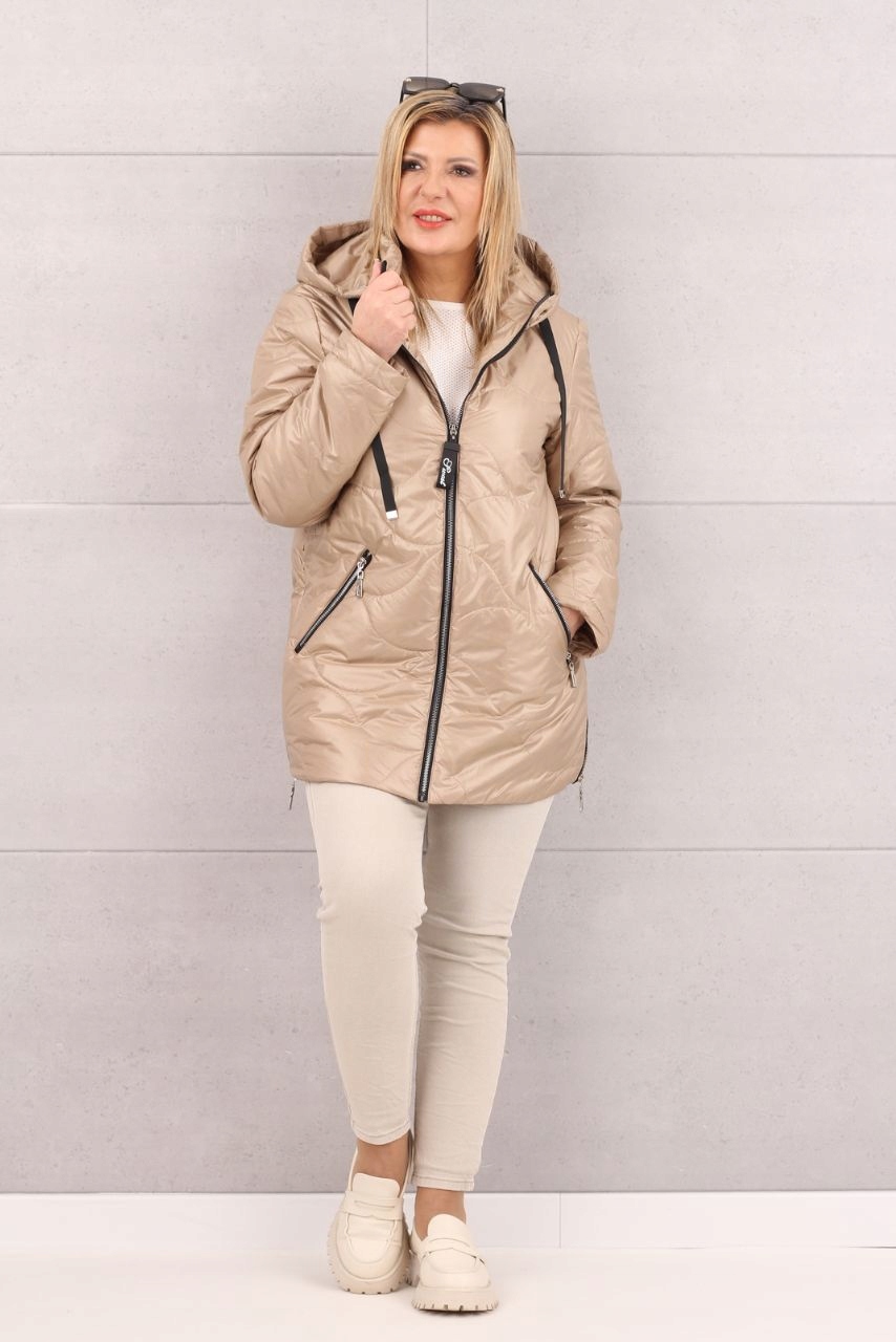 PIKOWANA KURTKA DAMSKA LEKKA PRZEJŚCIOWA Z KAPTUREM DUŻE ROZMIARY Płeć kobieta