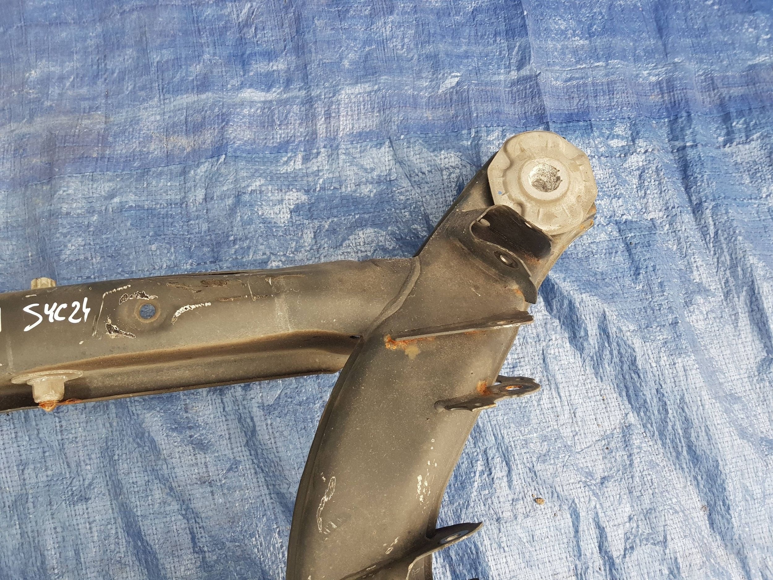 axle beam rear part MERCEDES W205 KOMBI sider subframe axle beam
