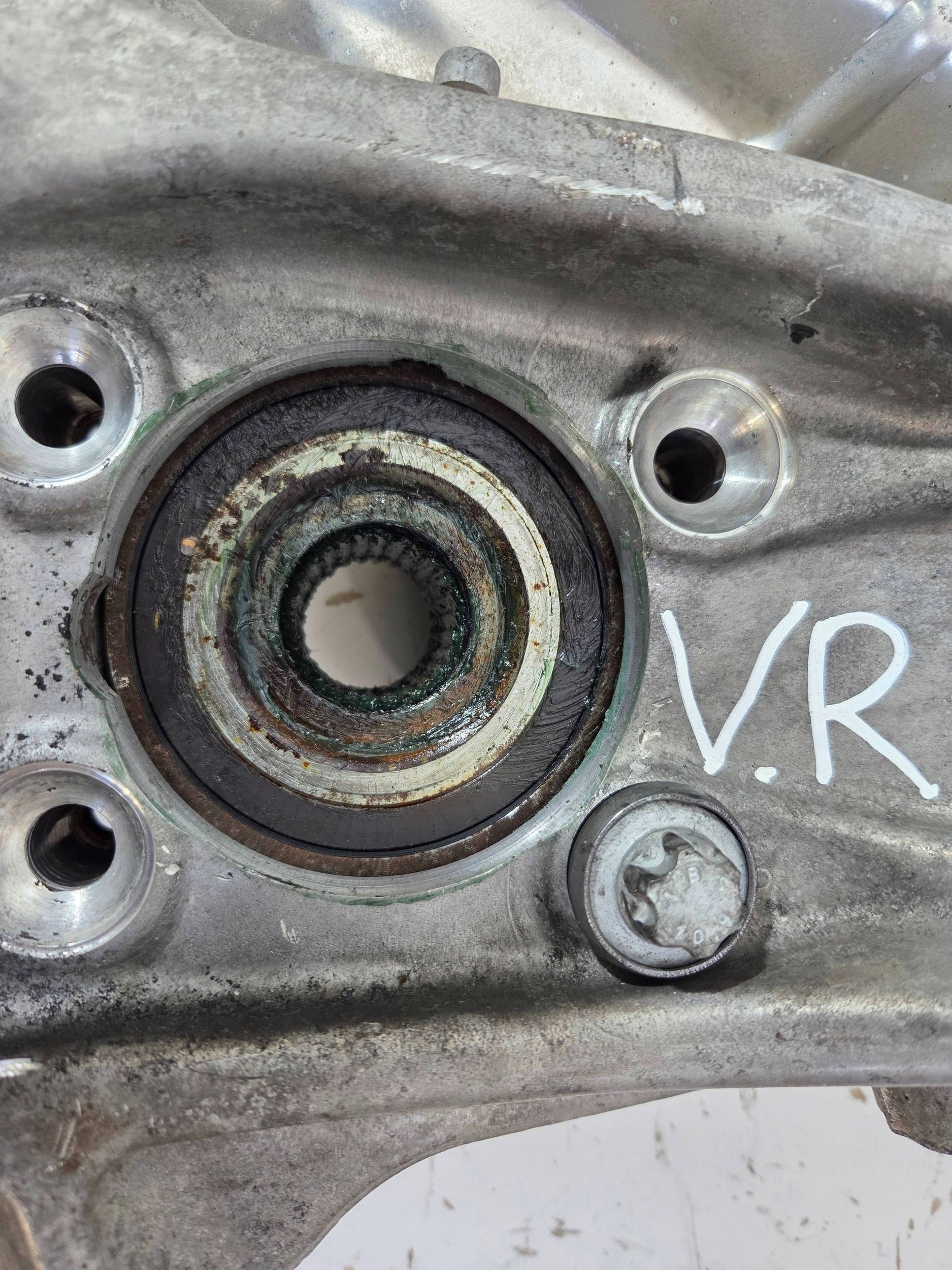 Alfa Romeo Stelvio swing front right 50541554 (A104)