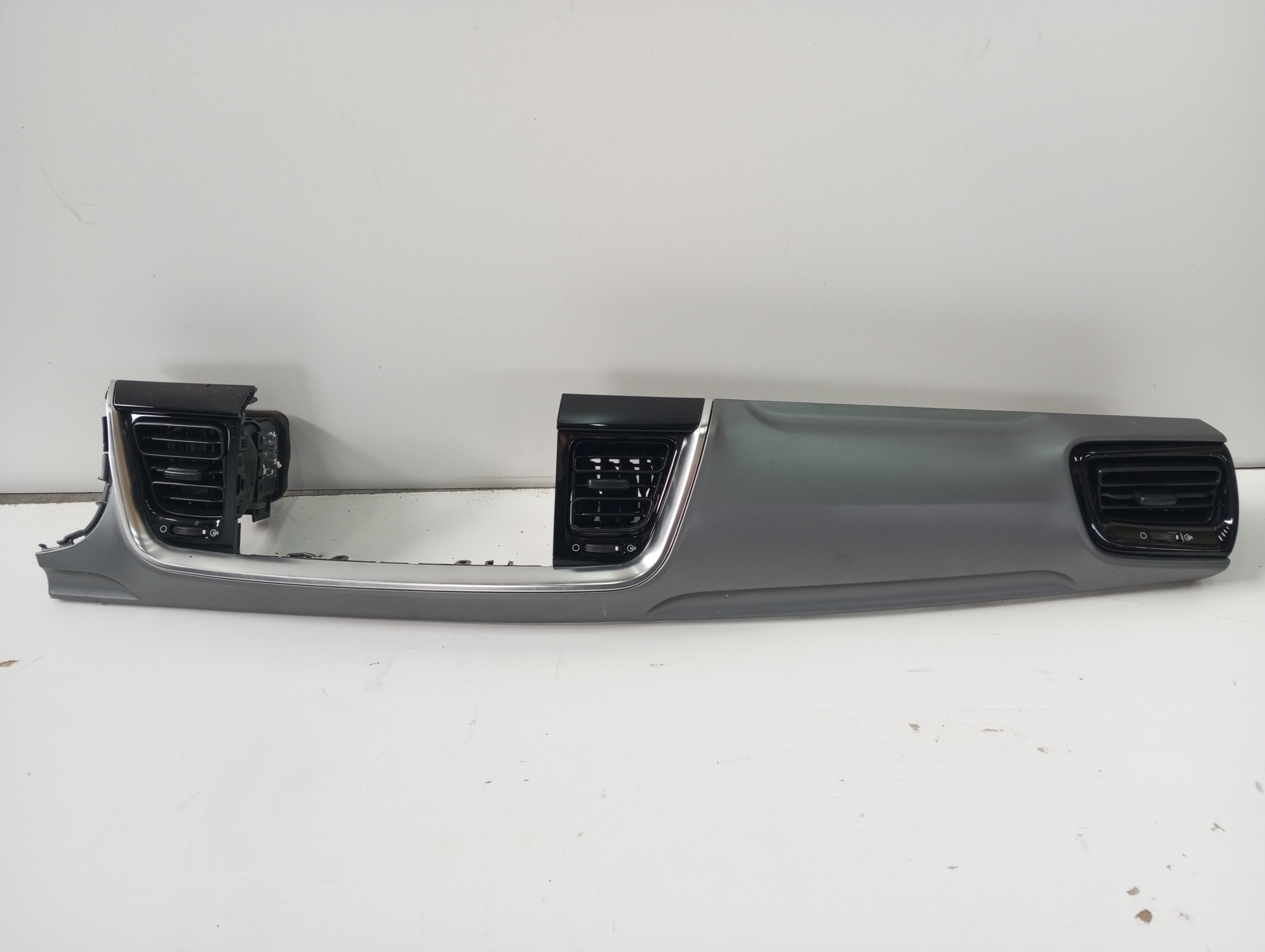 Moulage Console KIA STONIC 84721-H8AA0