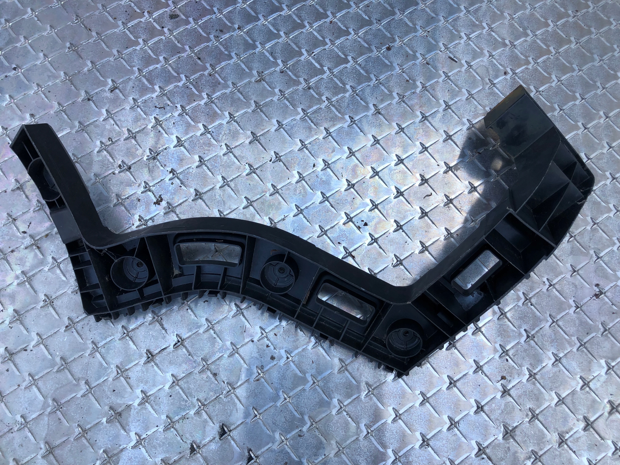 bumper bracket right rear part VW SHARAN 7N0807394A