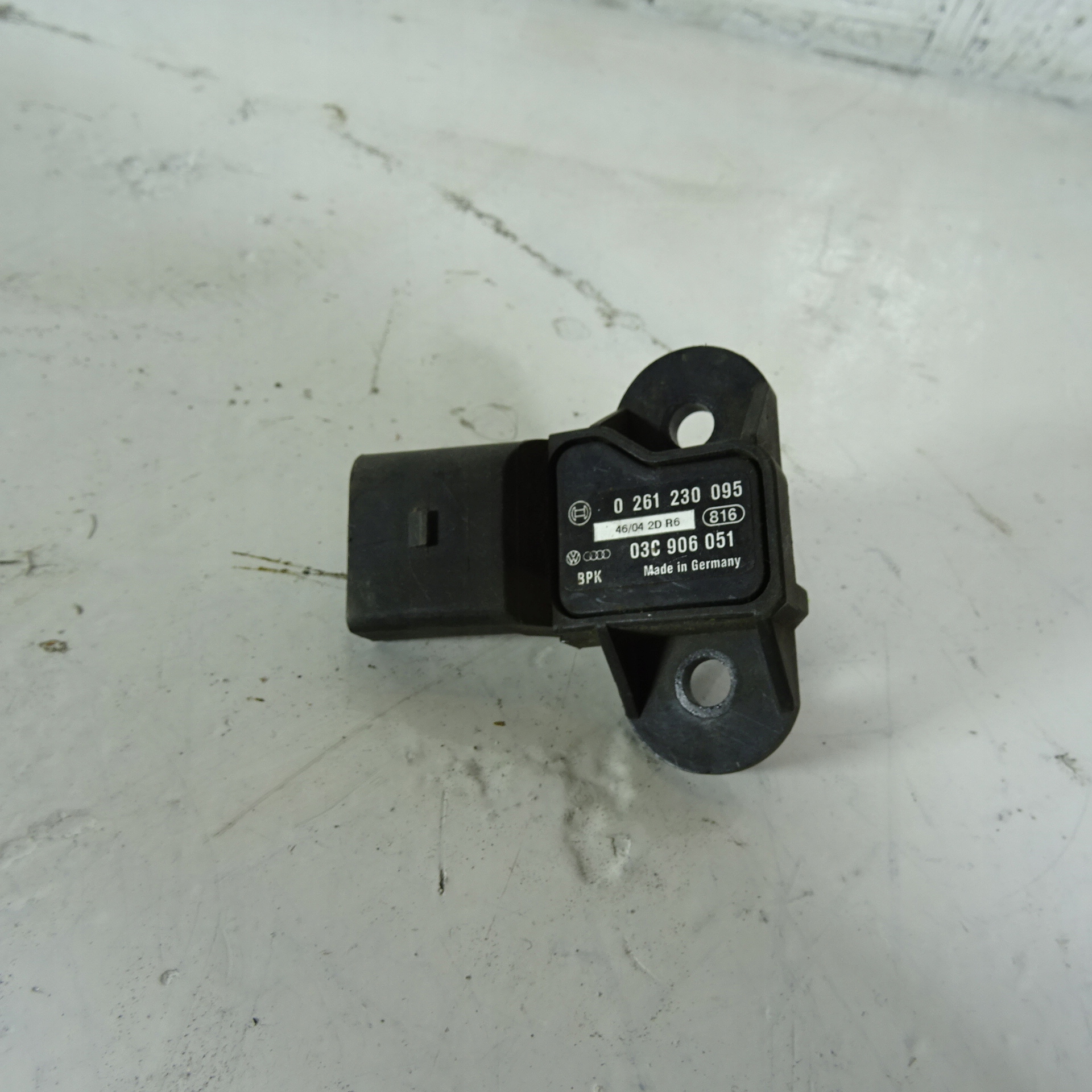SKODA OCTAVIA II sensore pressione 0261230095
