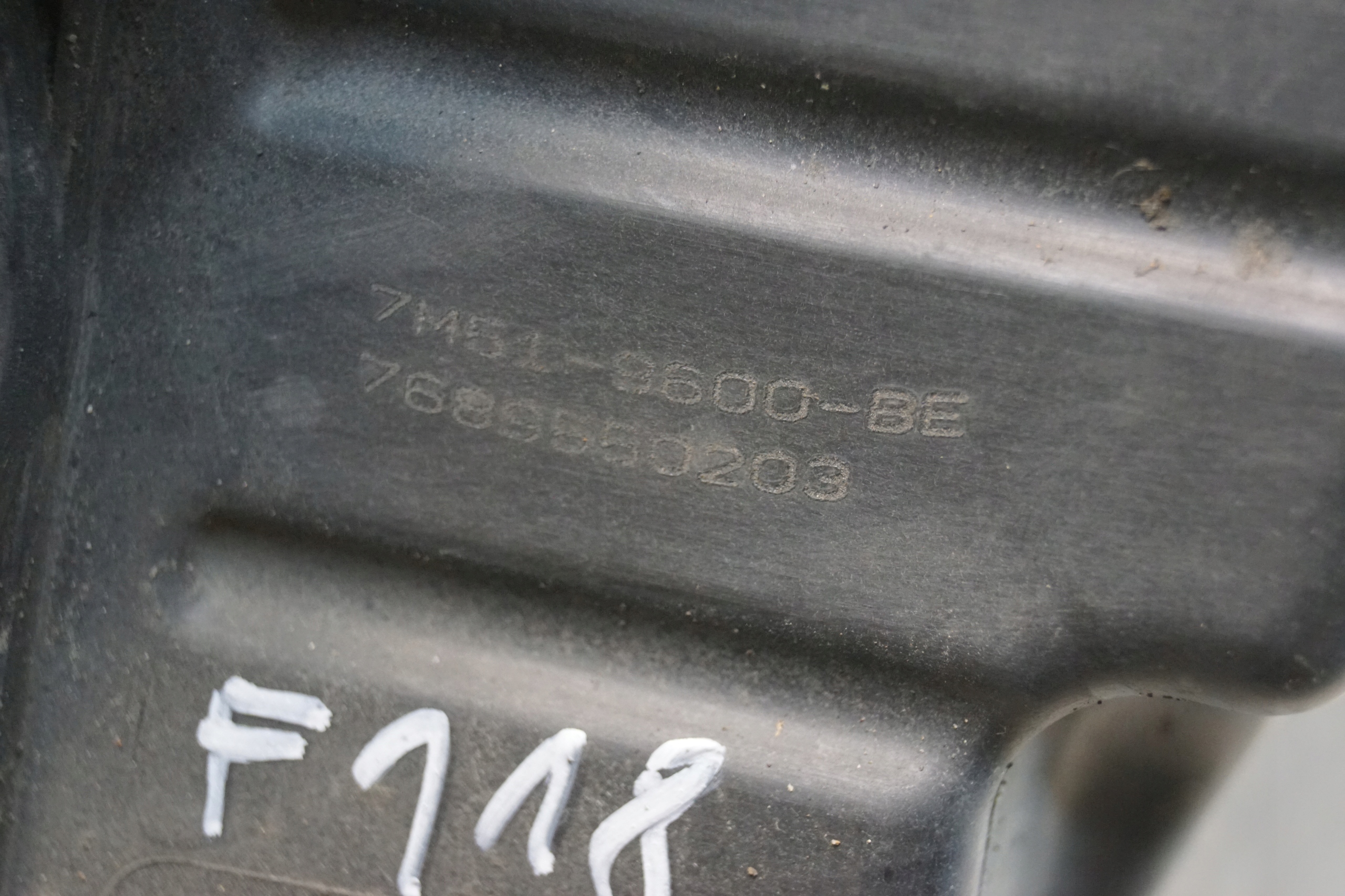 Ford OE 7M51-9600-BE