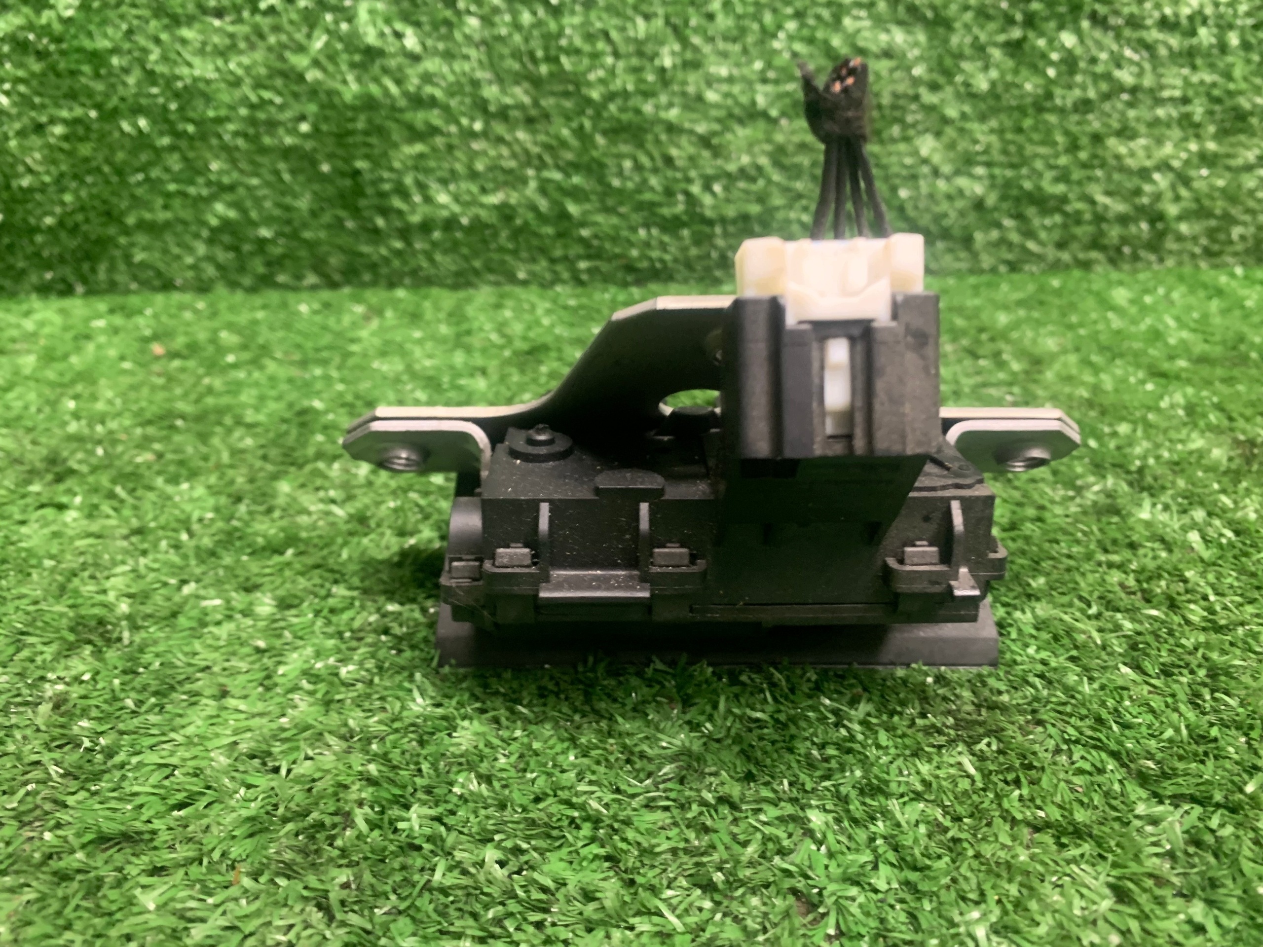 FORD C-MAX MK3 lock bonnet boot 8M51-R442A66-DA