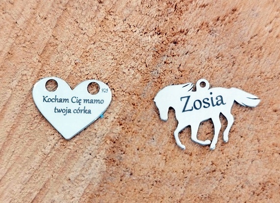 DODATKOWE SERDUSZKO ZAWIESZKA Z GRAWEREM SREBRO ZŁ Marka EArkadia