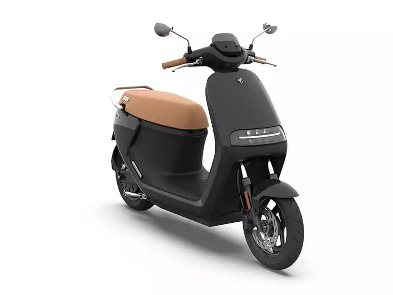 Skuter Elektryczny Segway Ninebot E125S Czarny 3000W/60aH