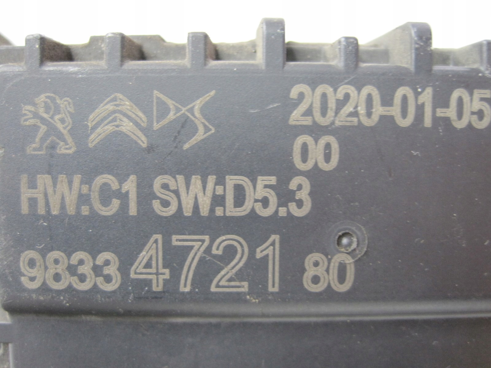 Moduł radar distronic Citroen Peugeot 9833472180 Producent inny