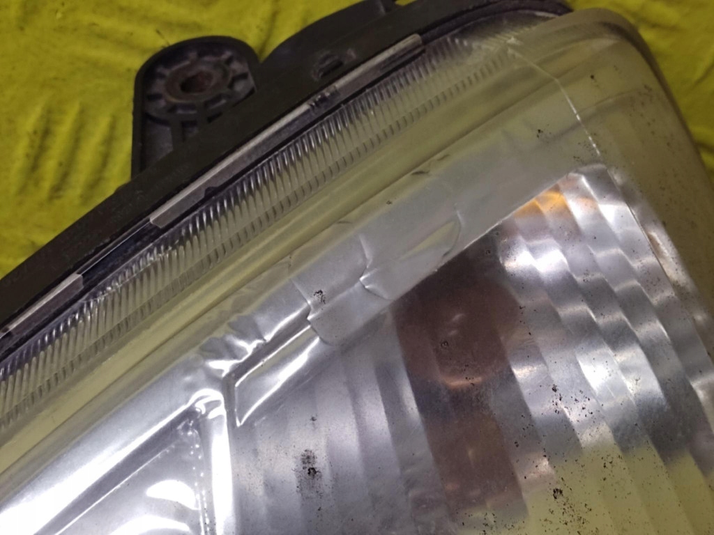 KIA PICANTO and REFLEKTOR light left front