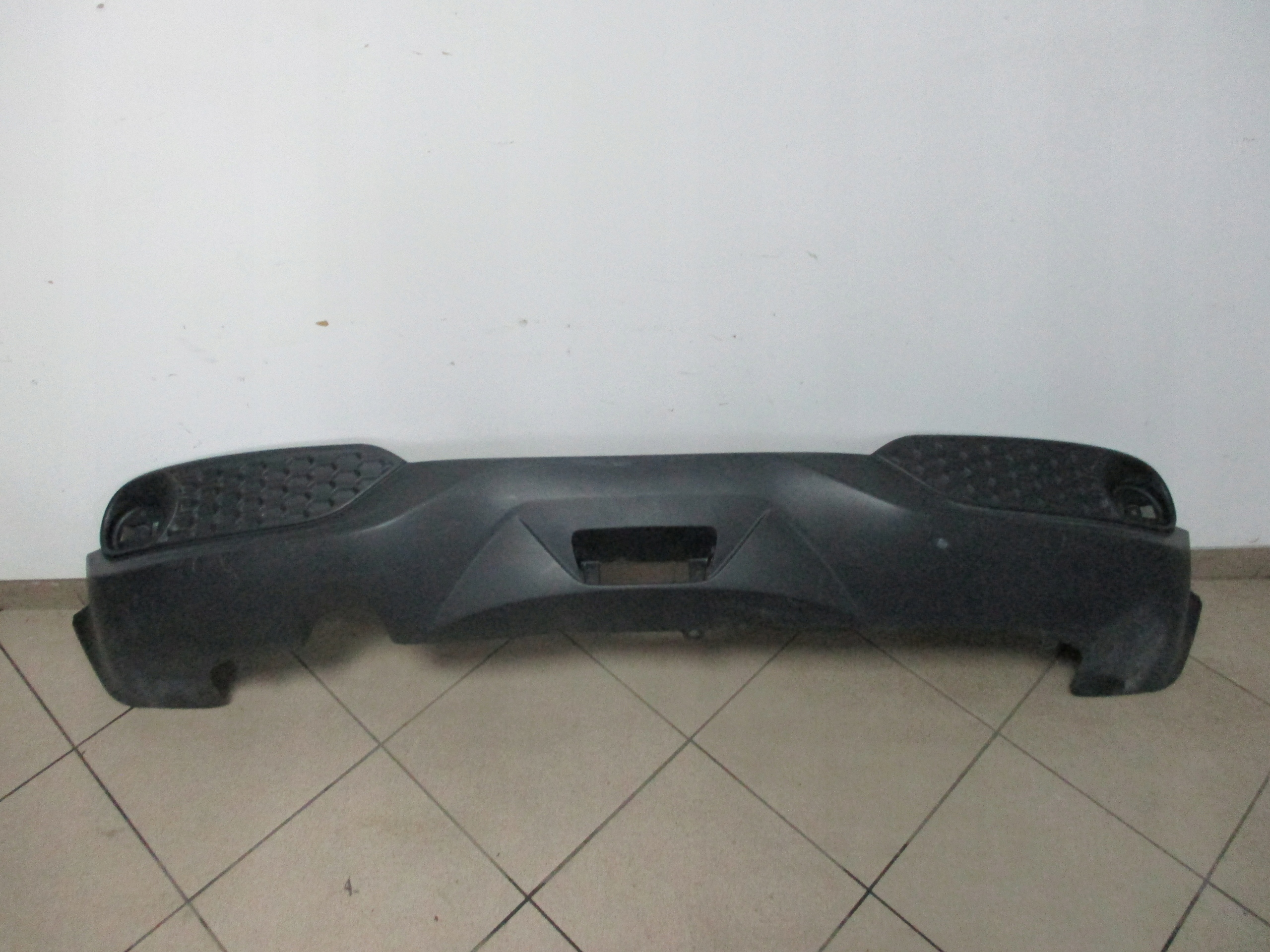 bumper rear part dol Nissan Juke Lift 14