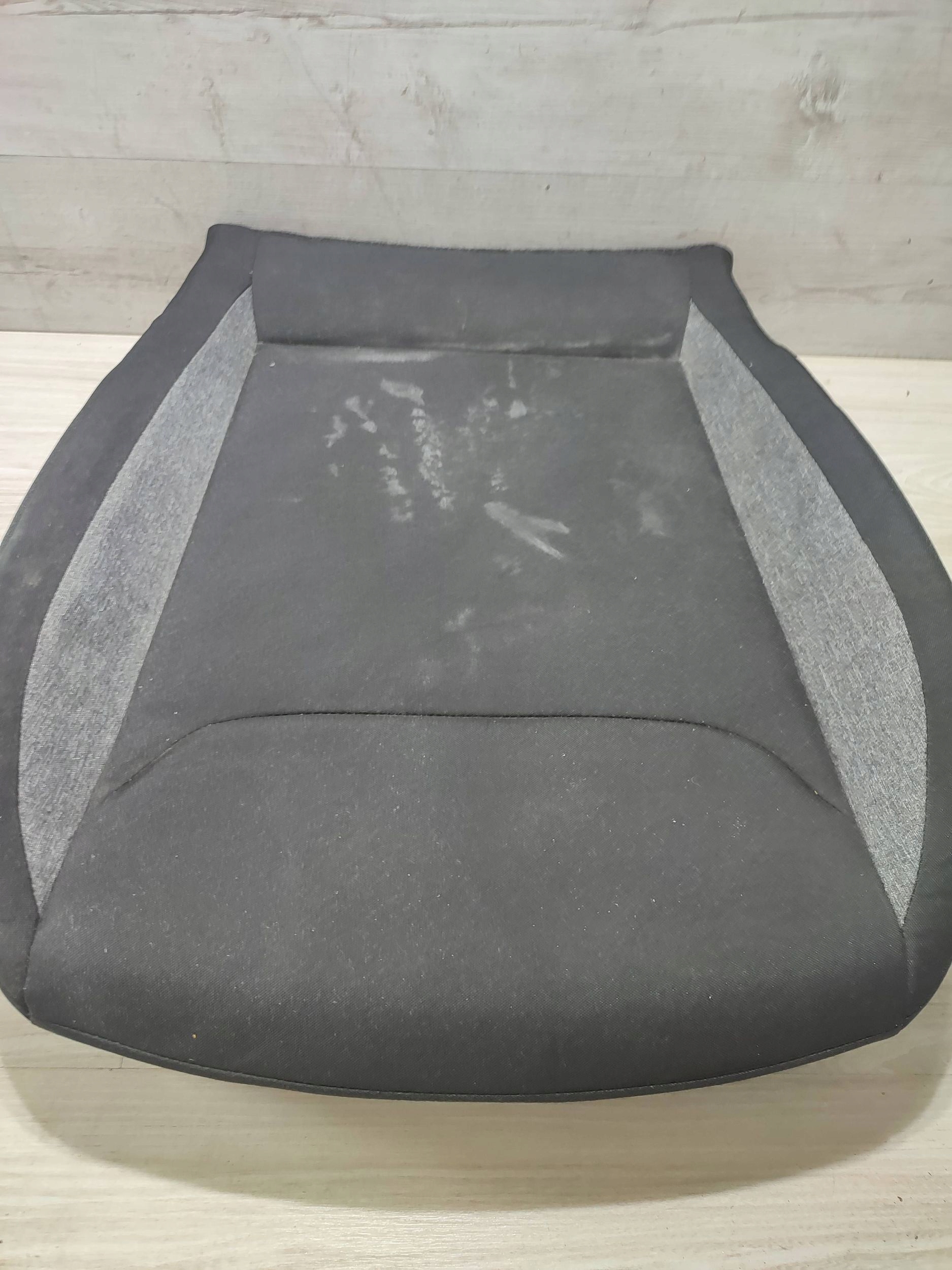 Skoda Scala 2020 front side left side seat