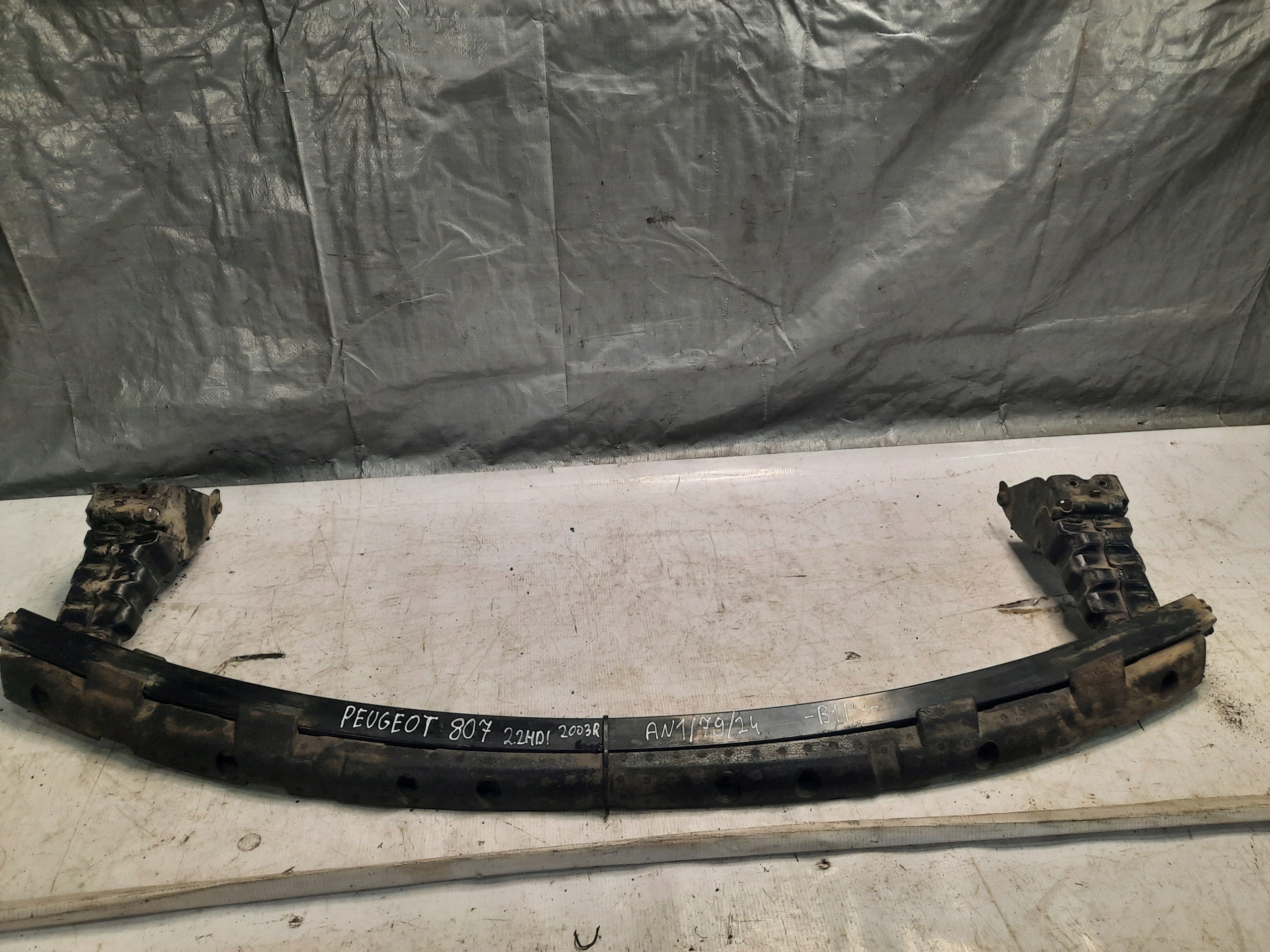 výztuha pod nárazník Citroen C8 Peugeot 807 2.2HDI předek