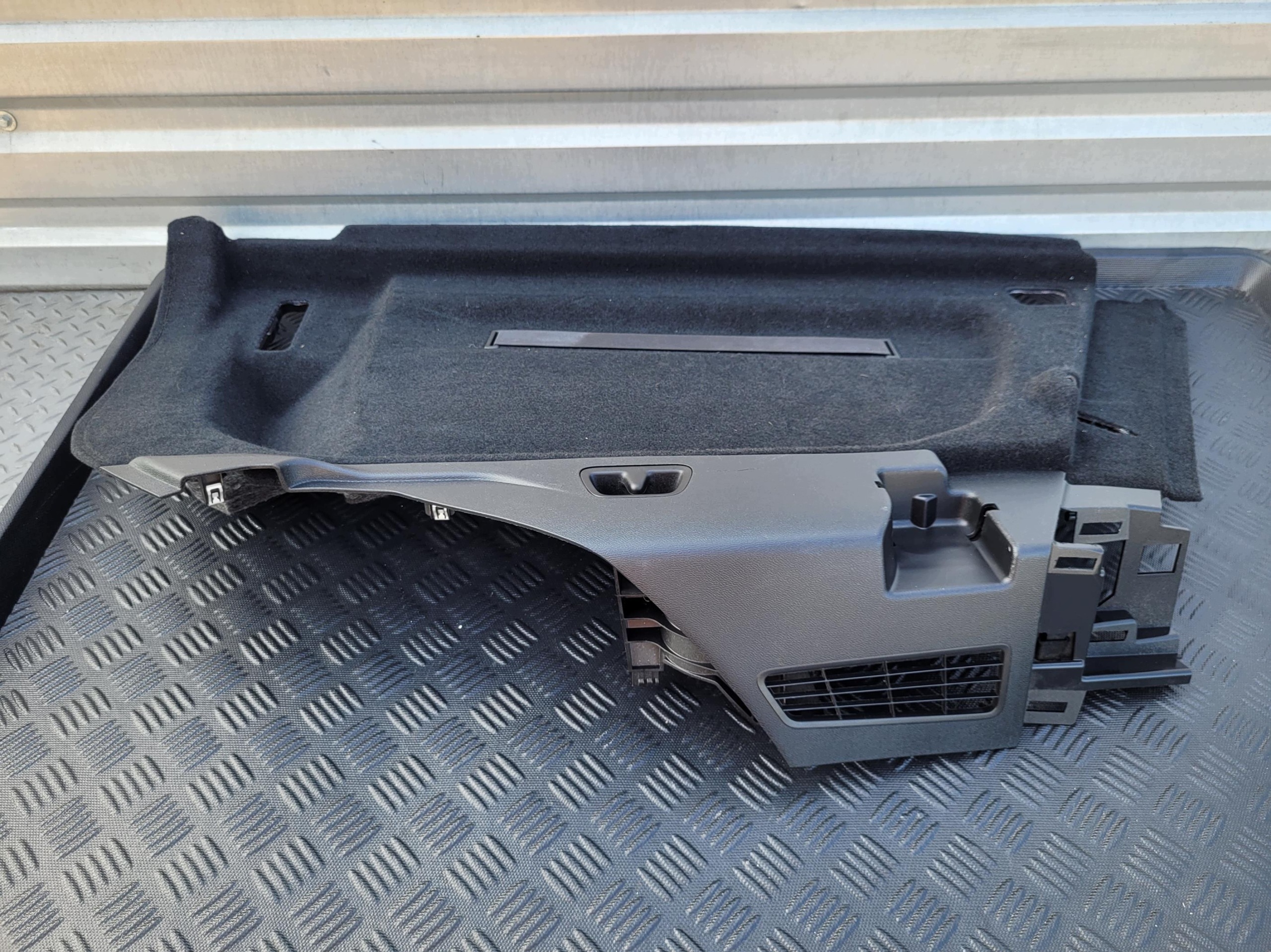 side upholstery boot right 31440674 VOLVO XC60 II