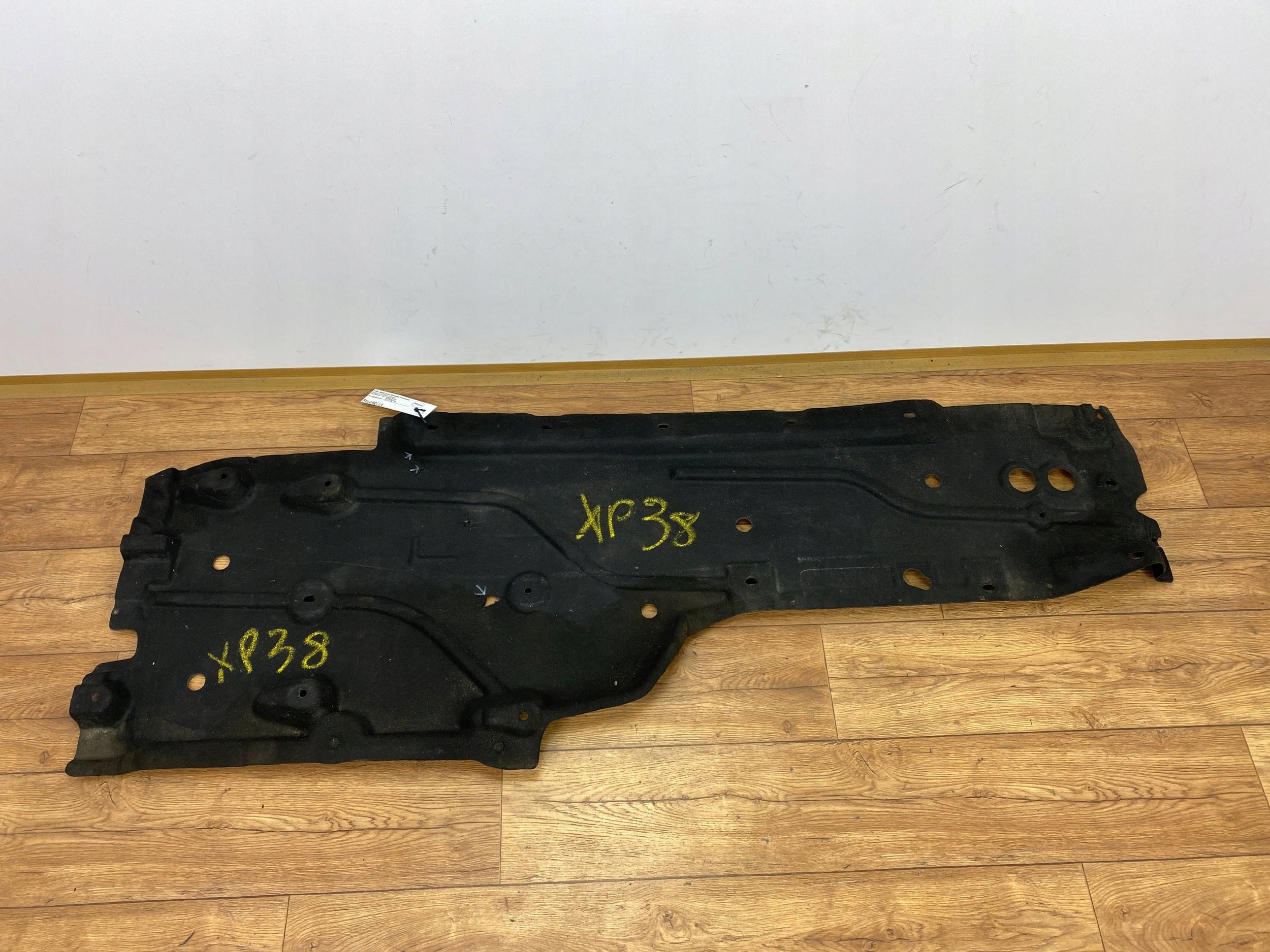 cover lower of the engine left Ford Mustang VII MK7 2024+