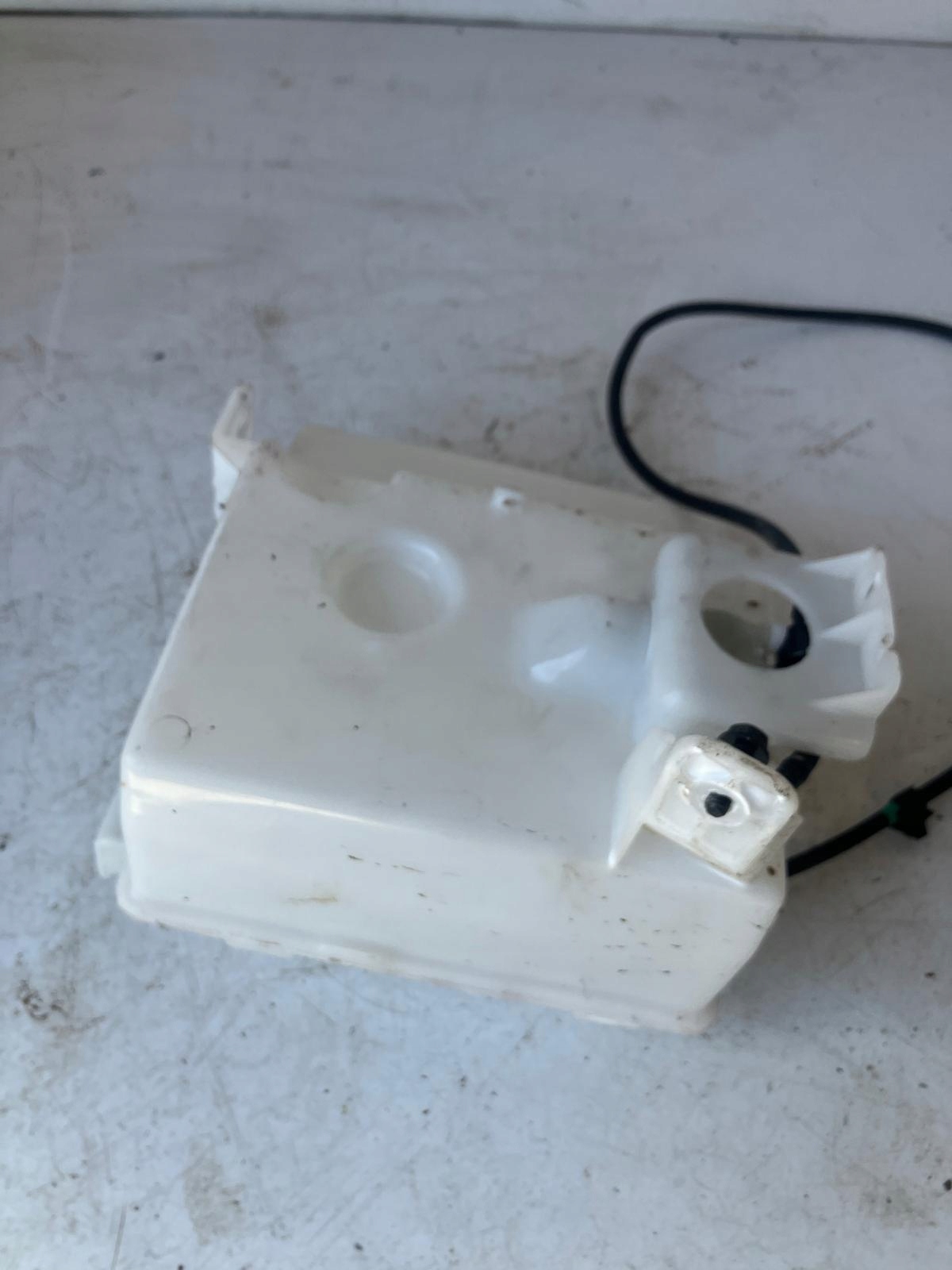 washer fluid tank DACIA SPRING 289101968R