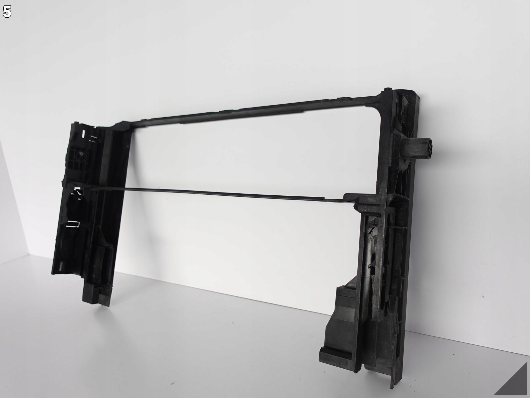 BMW 7 F01 F02 08-15 cover frame radiator