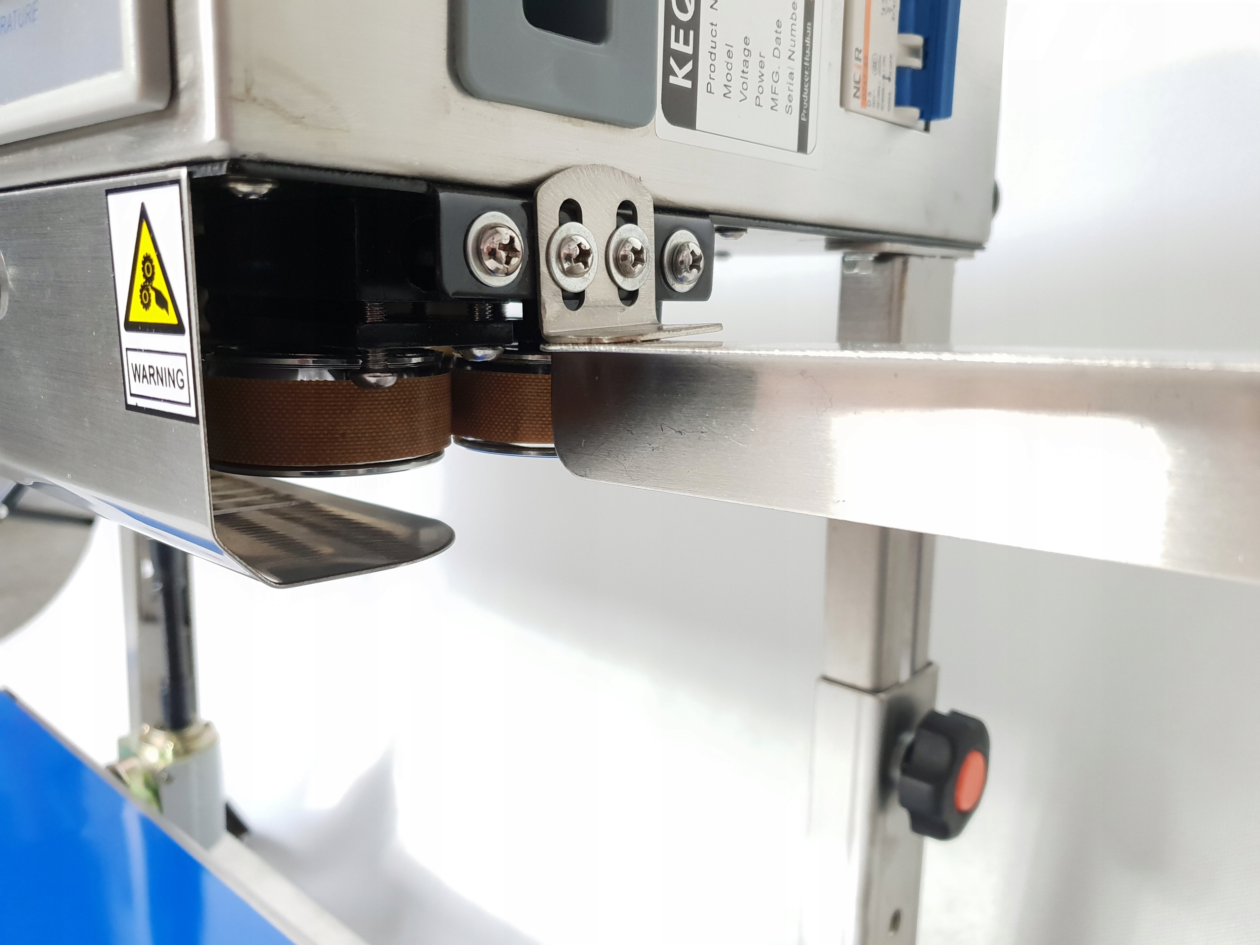 ZGRZEWARKA DO FOLII Z TAŚMOCIĄGIEM FRBM-770II KEGE Kod producenta Kegel