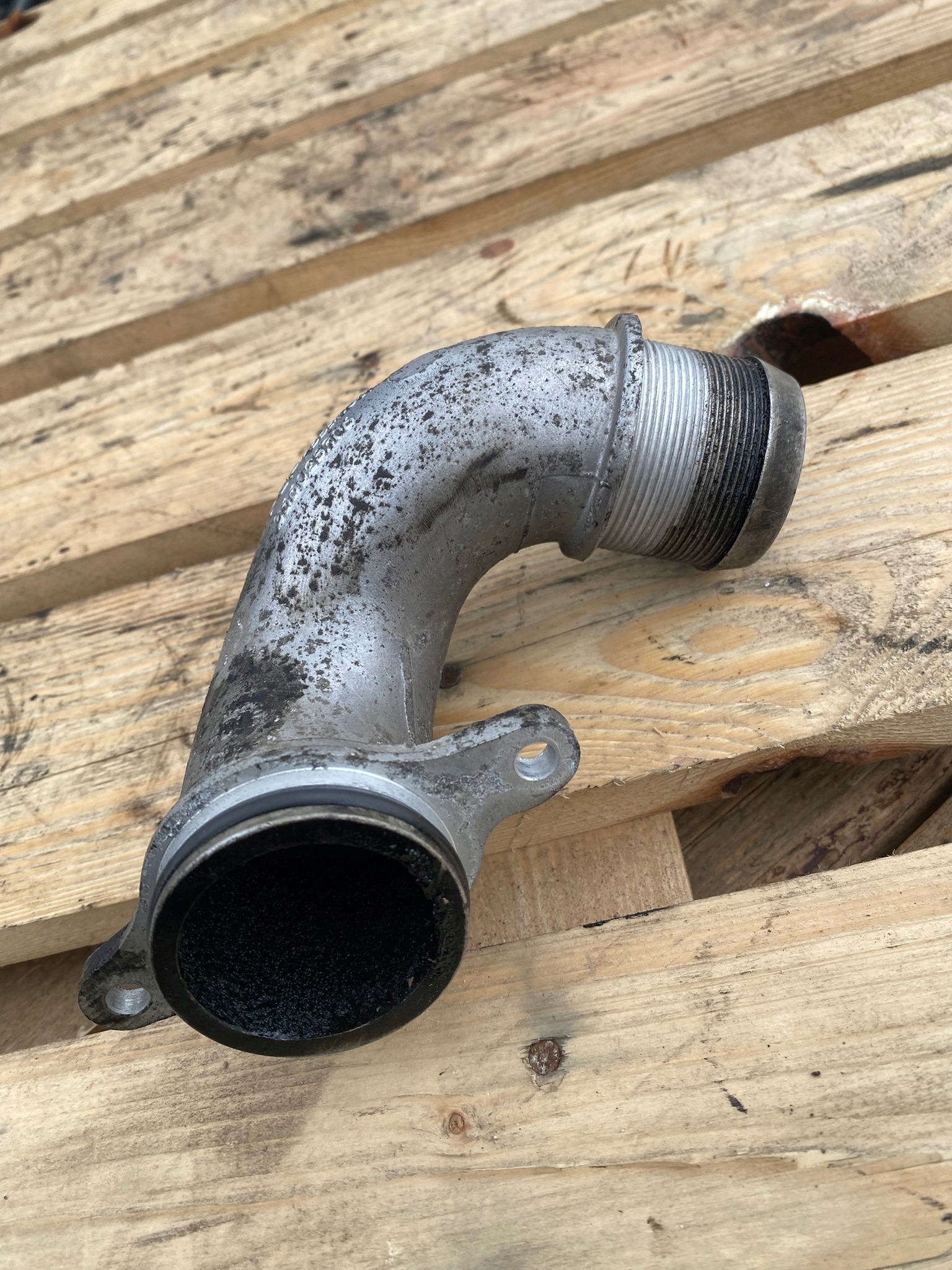 pipe air OPEL 1.3 CDTI ASTRA H CORSA D COMBO 55556011