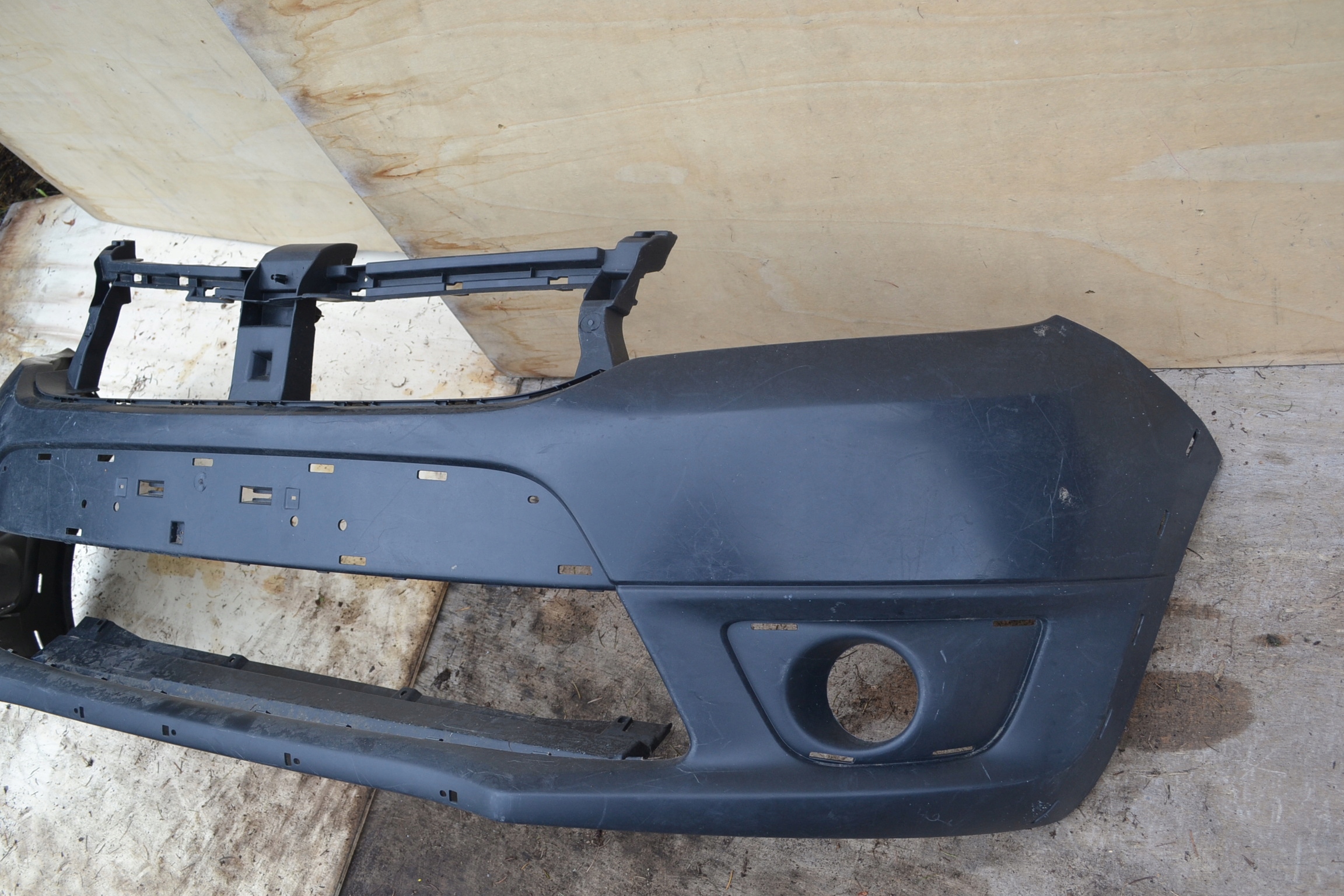 DACIA SANDERO II 2012- bumper front 620229493R