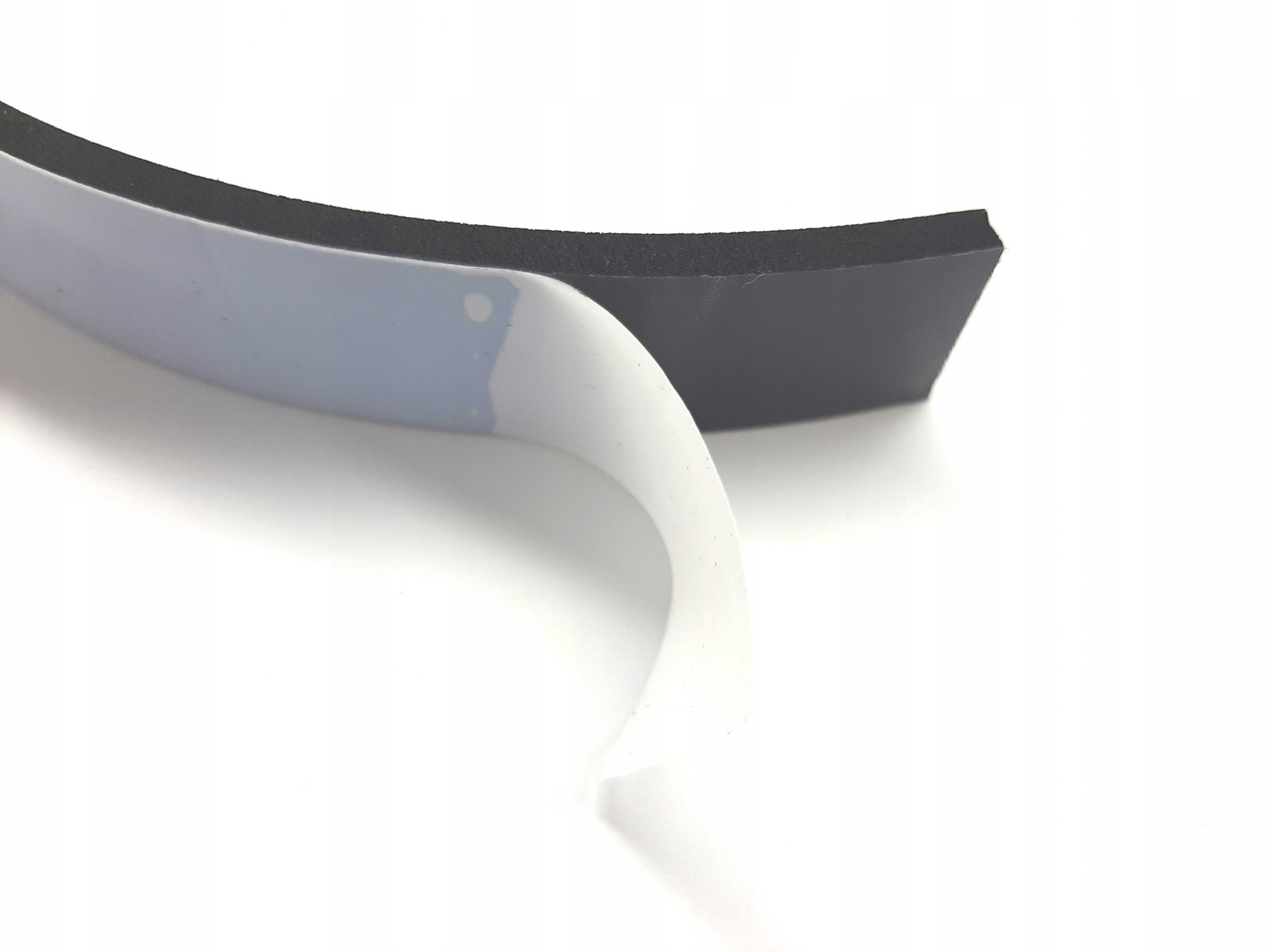 Uszczelka EPDM samoprzylepna 30mm/10m gr.6 +GRATIS Długość (cm) 1000 cm