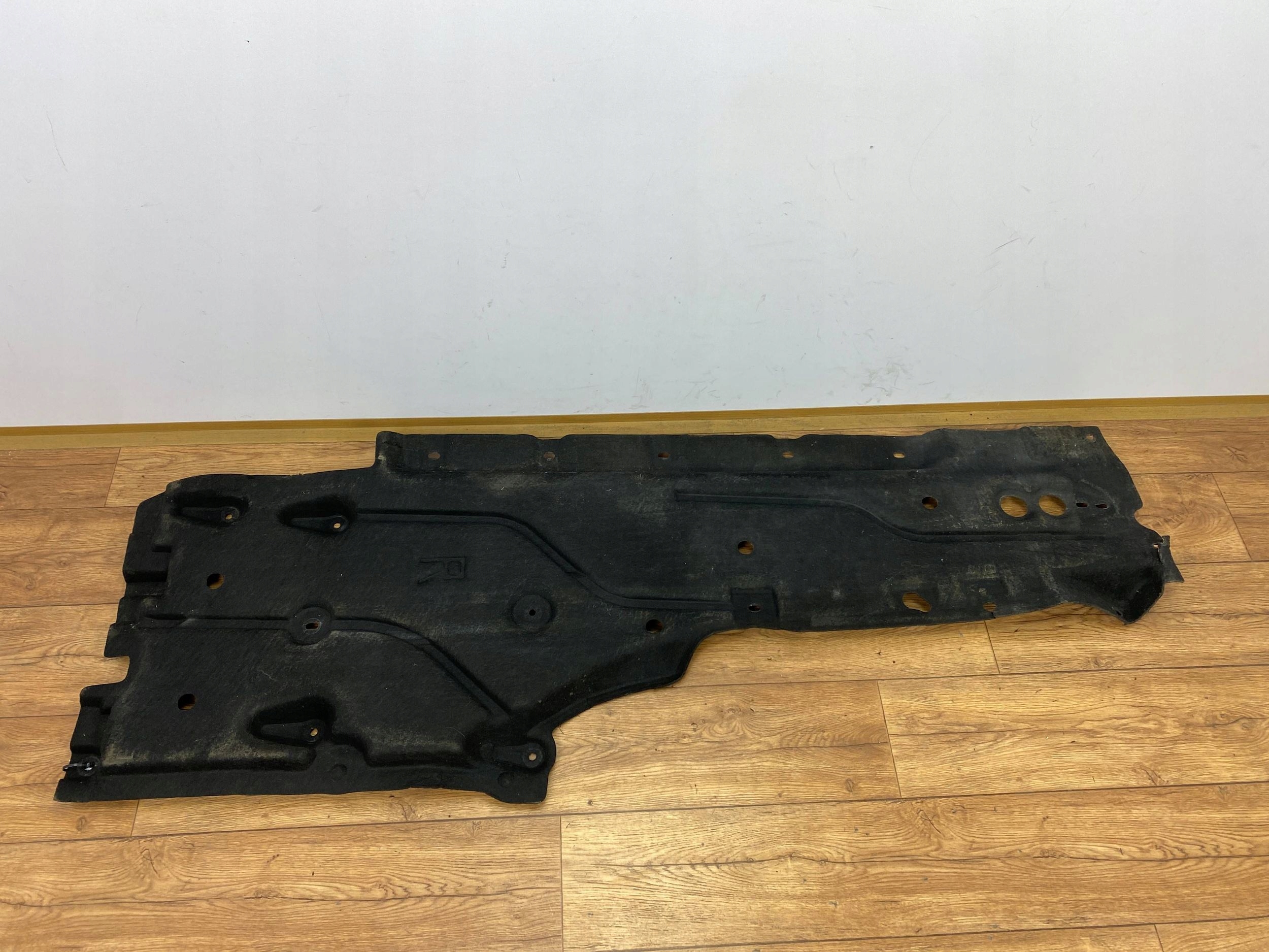 cover lower chassis right Ford Mustang VII MK7 2024+