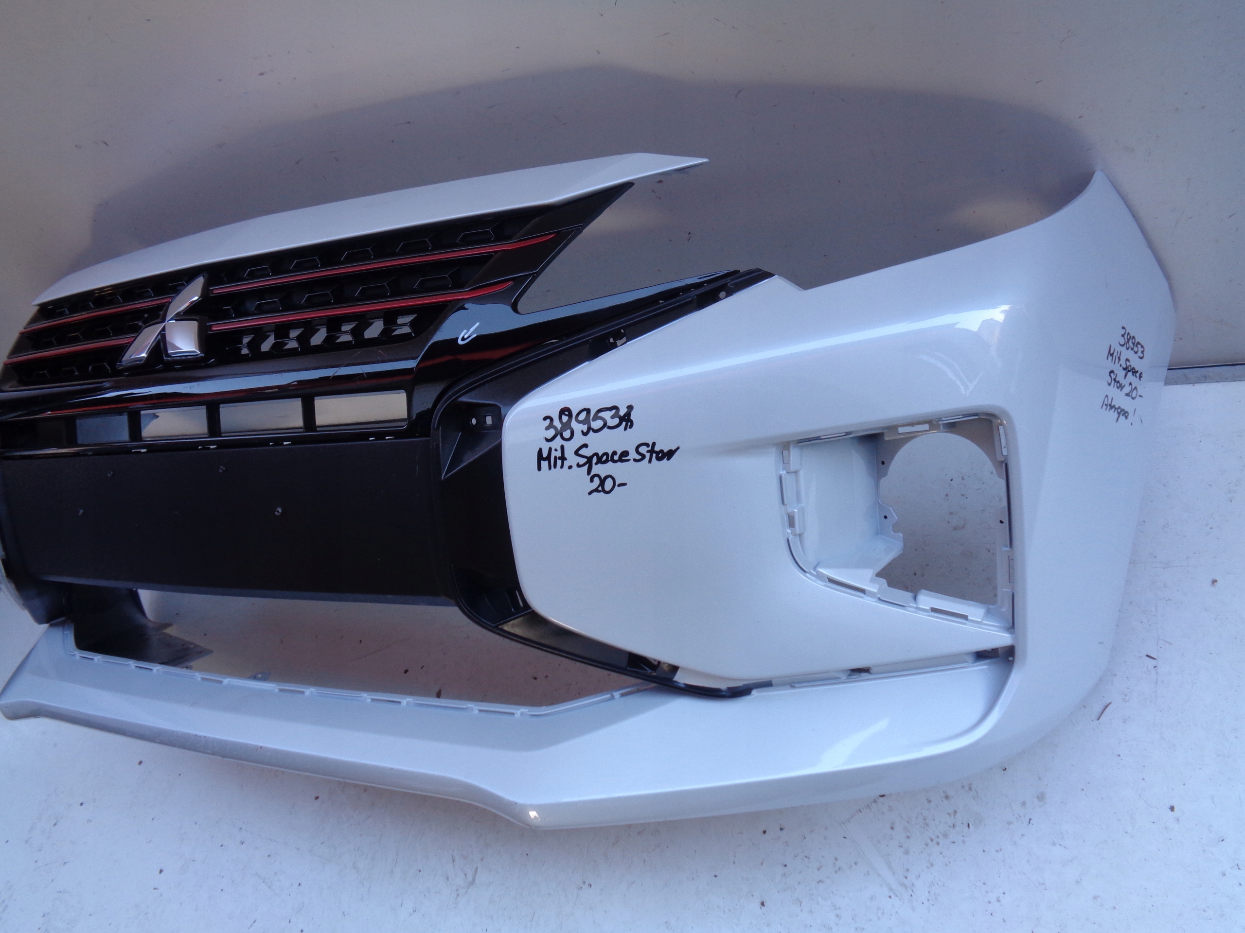 front bumper MITSUBISHI SPACE STAR 20- NR 38953