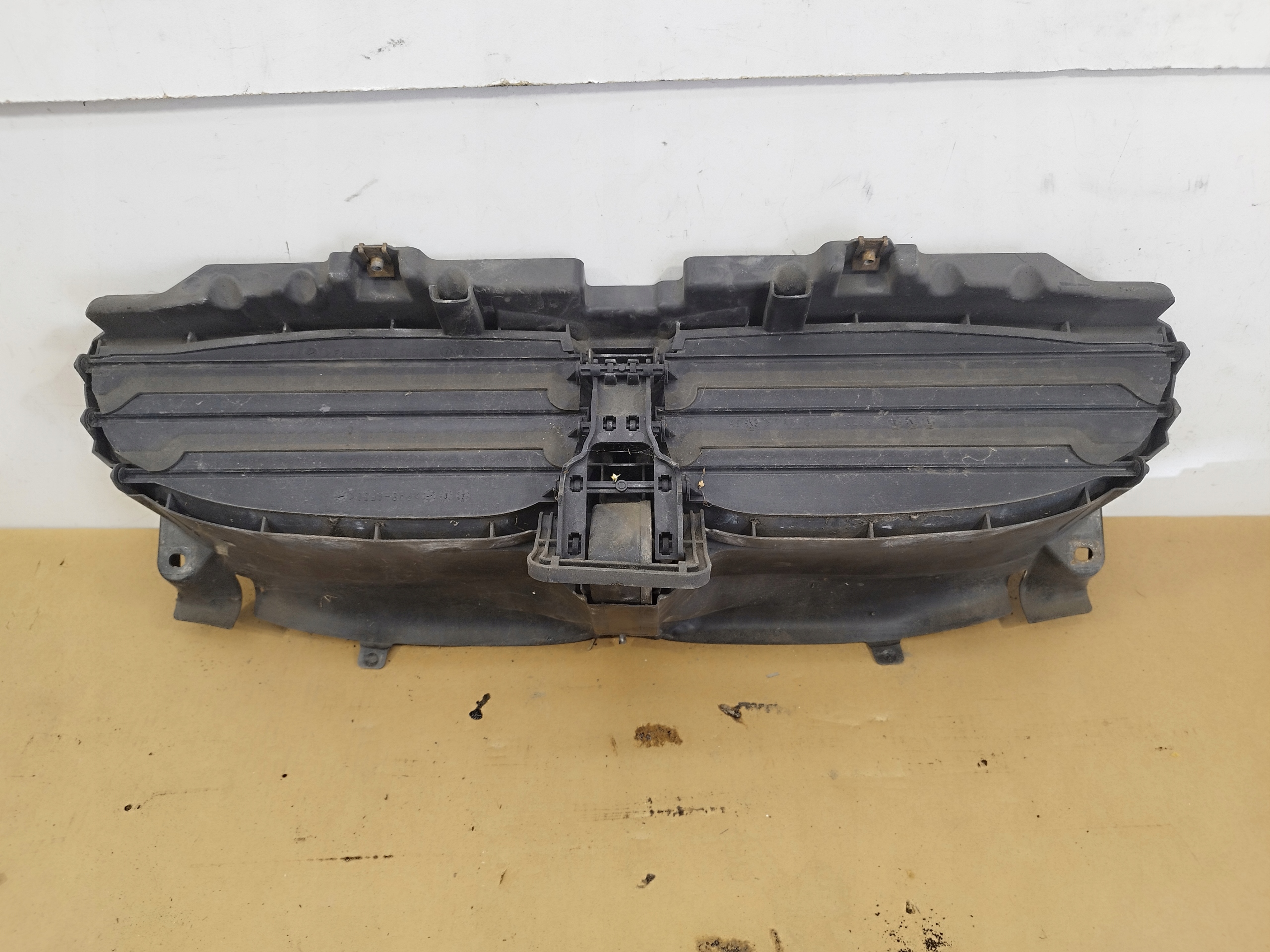 дефлектор воздушный впуск BMW 5 E60 E61 РЕСТАЙЛИНГ 7178116