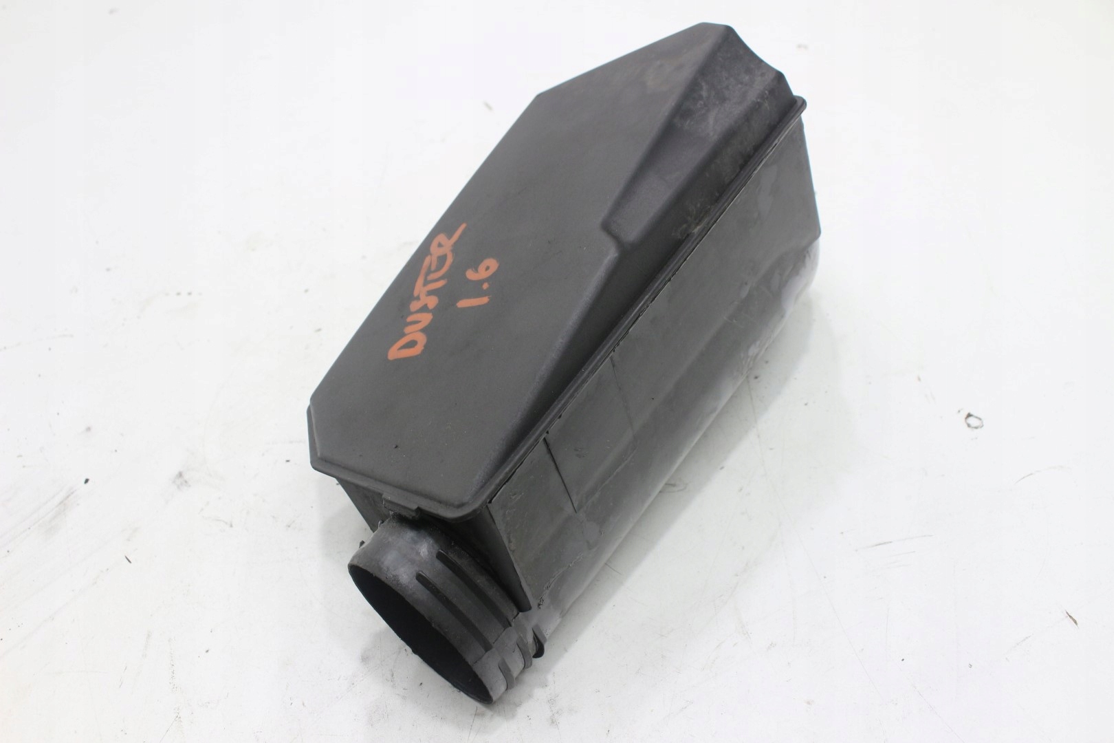 резонатор T04021A152 Dacia Duster 1.6 b