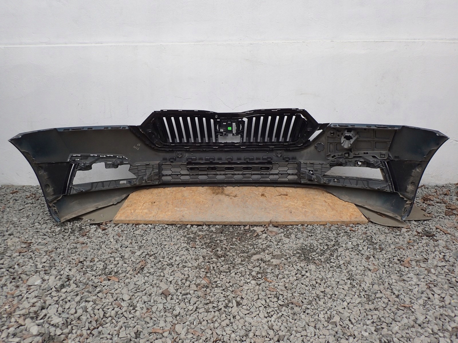 bumper front front SKODA OCTAVIA 4 IV 5E3 NX3