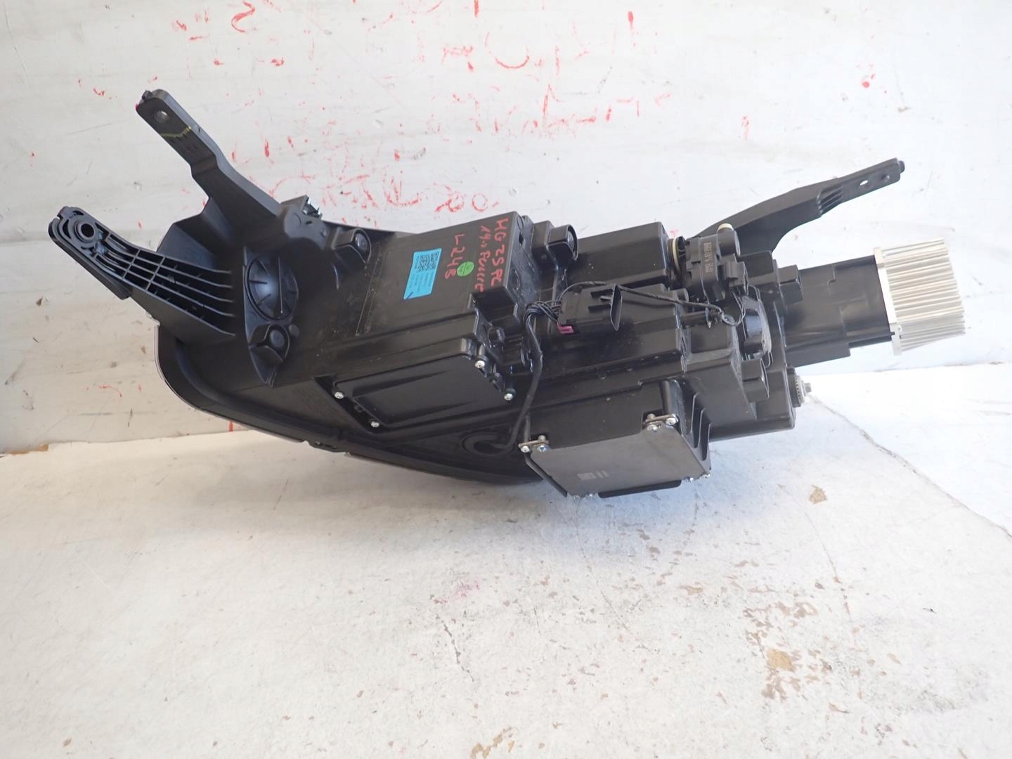 light front front right MG ZS LIFT 2019- FULL LED A00005R