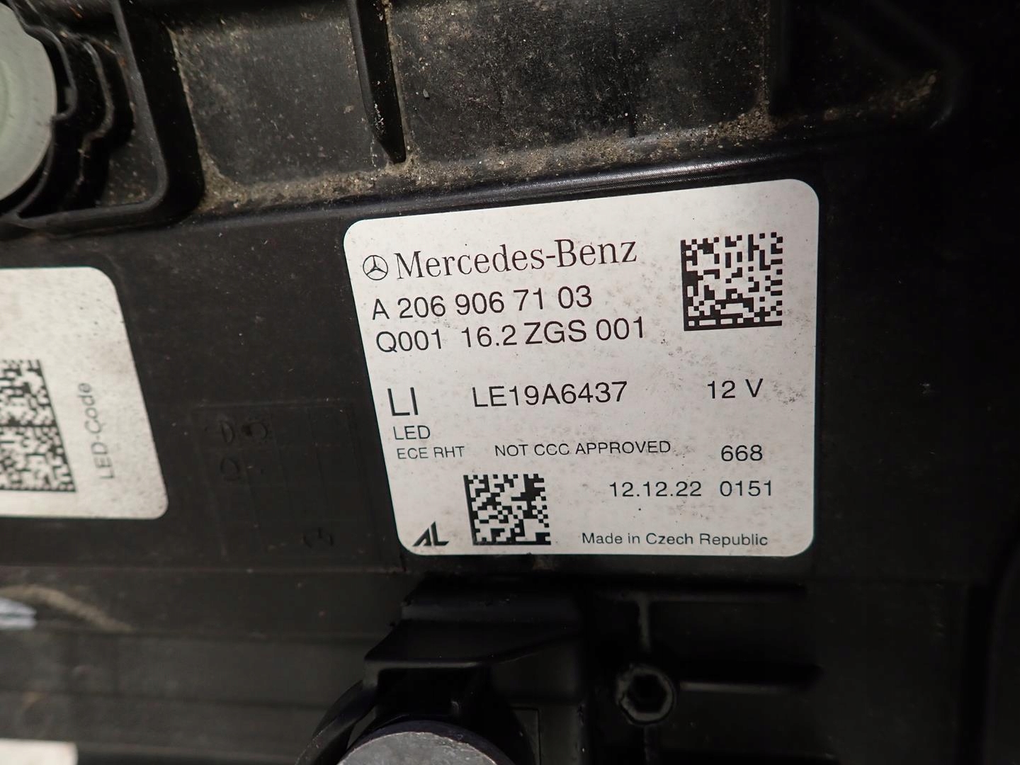 light front left MERCEDES C-KLASA W206 FULL LED 2021- A2069067103