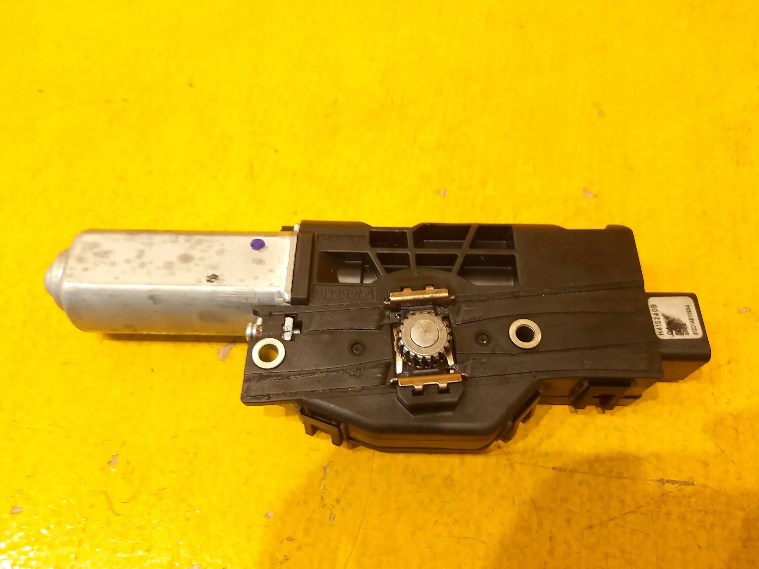 Suzuki SX4 S-Cross 14r. SILNICZEK SZYBERDACHU 78700 61M0 Numer katalogowy części 78700 61M0